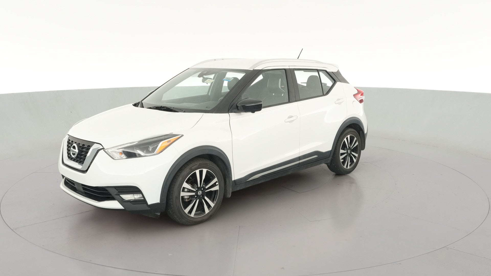 2020 Nissan Kicks vehicle photo