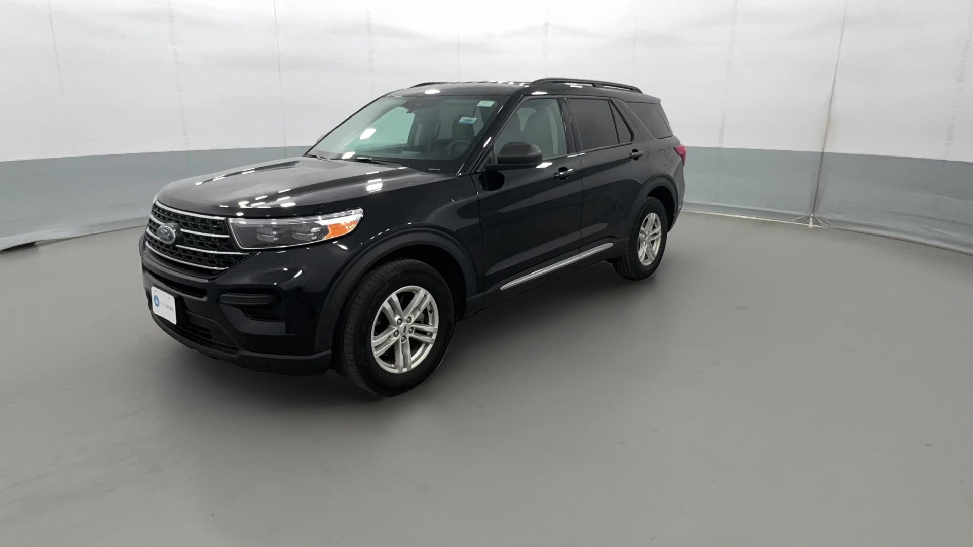 2023 Ford Explorer vehicle photo
