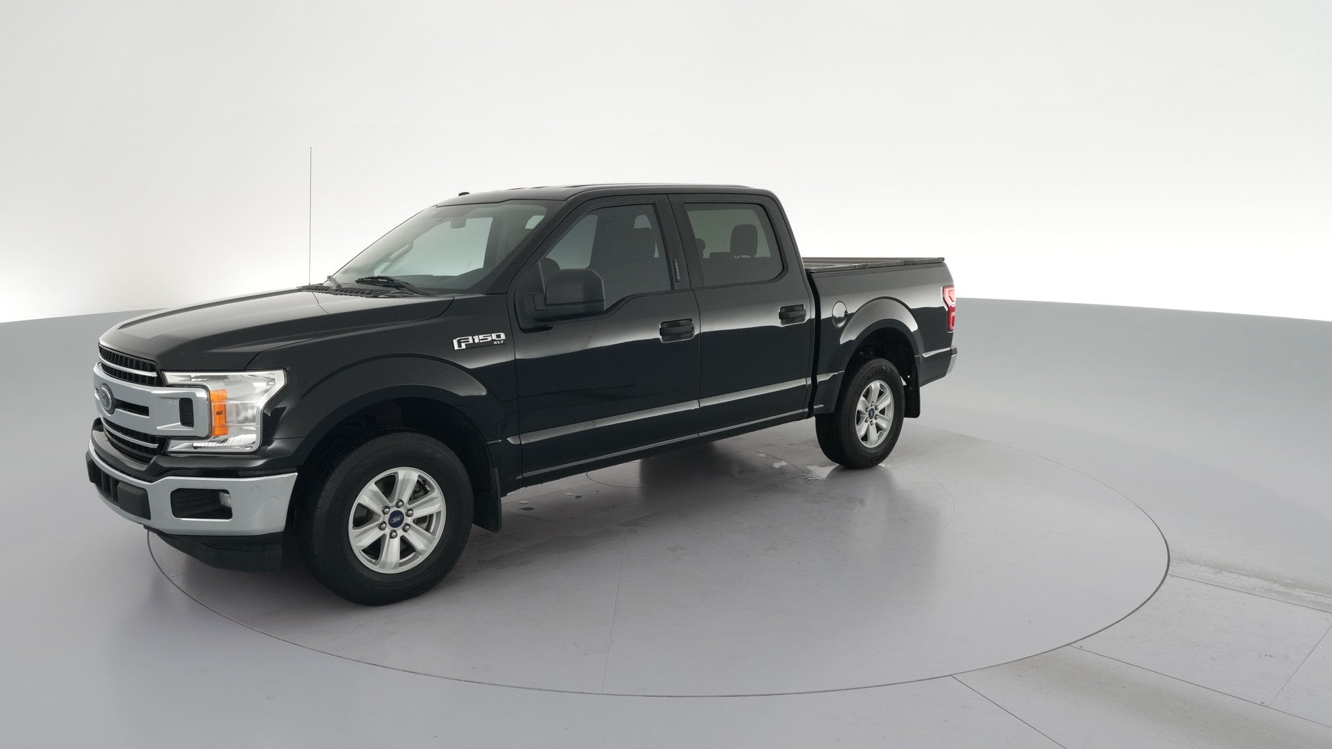 2018 Ford F150 SuperCrew Cab vehicle photo