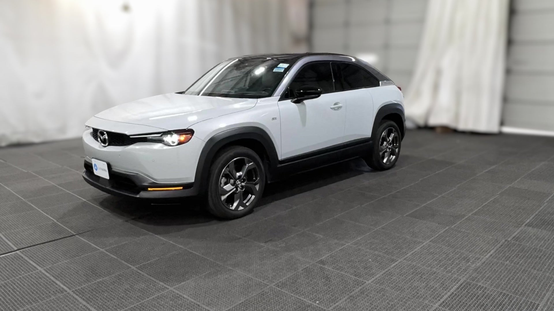 2023 MAZDA MX-30 vehicle photo