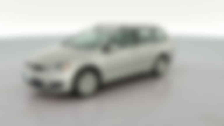 2017 Volkswagen Golf SportWagen vehicle photo