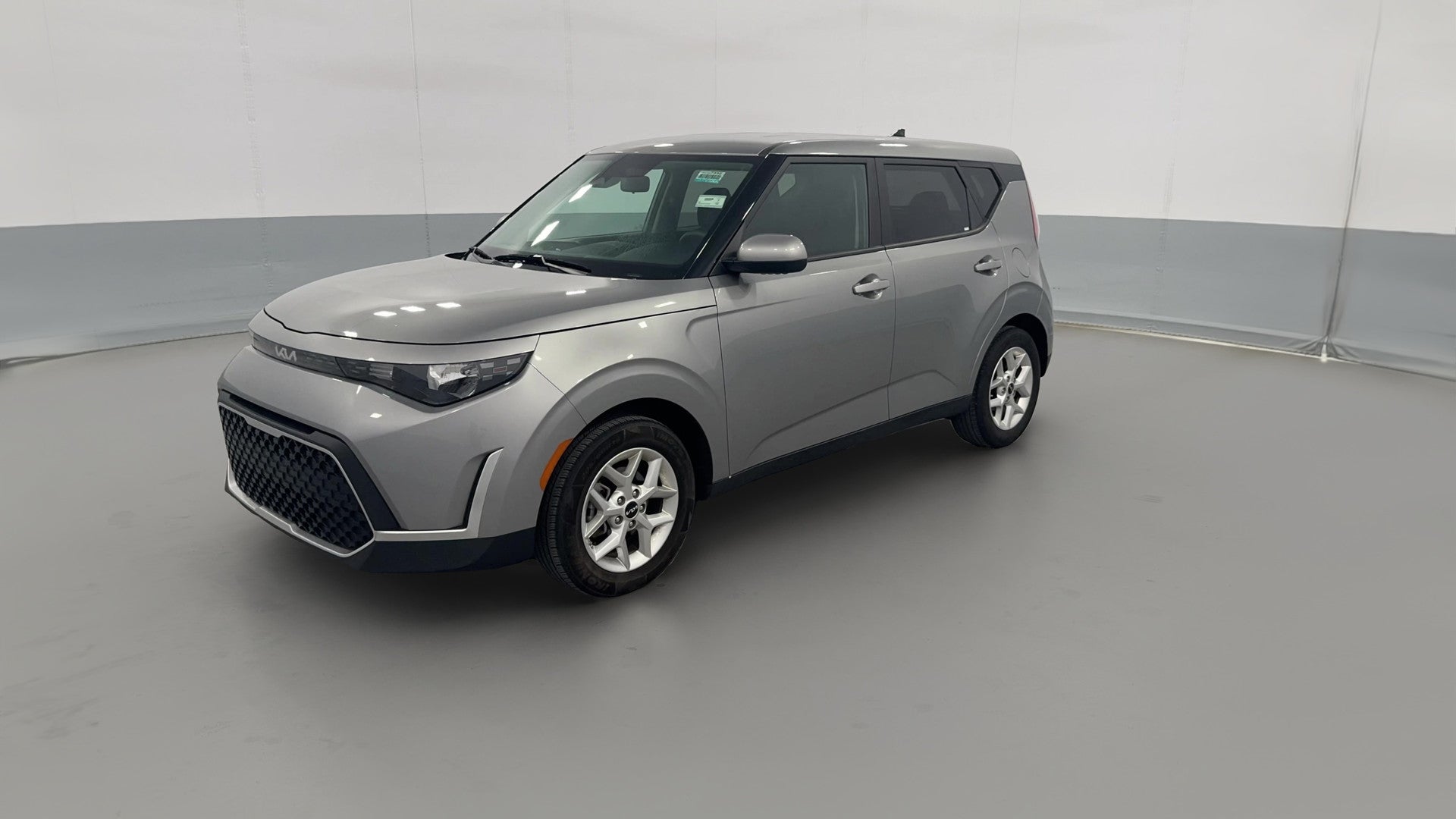 2025 Kia Soul vehicle photo