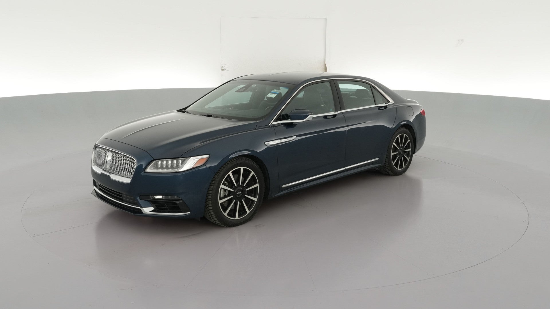 2017 Lincoln Continental vehicle photo