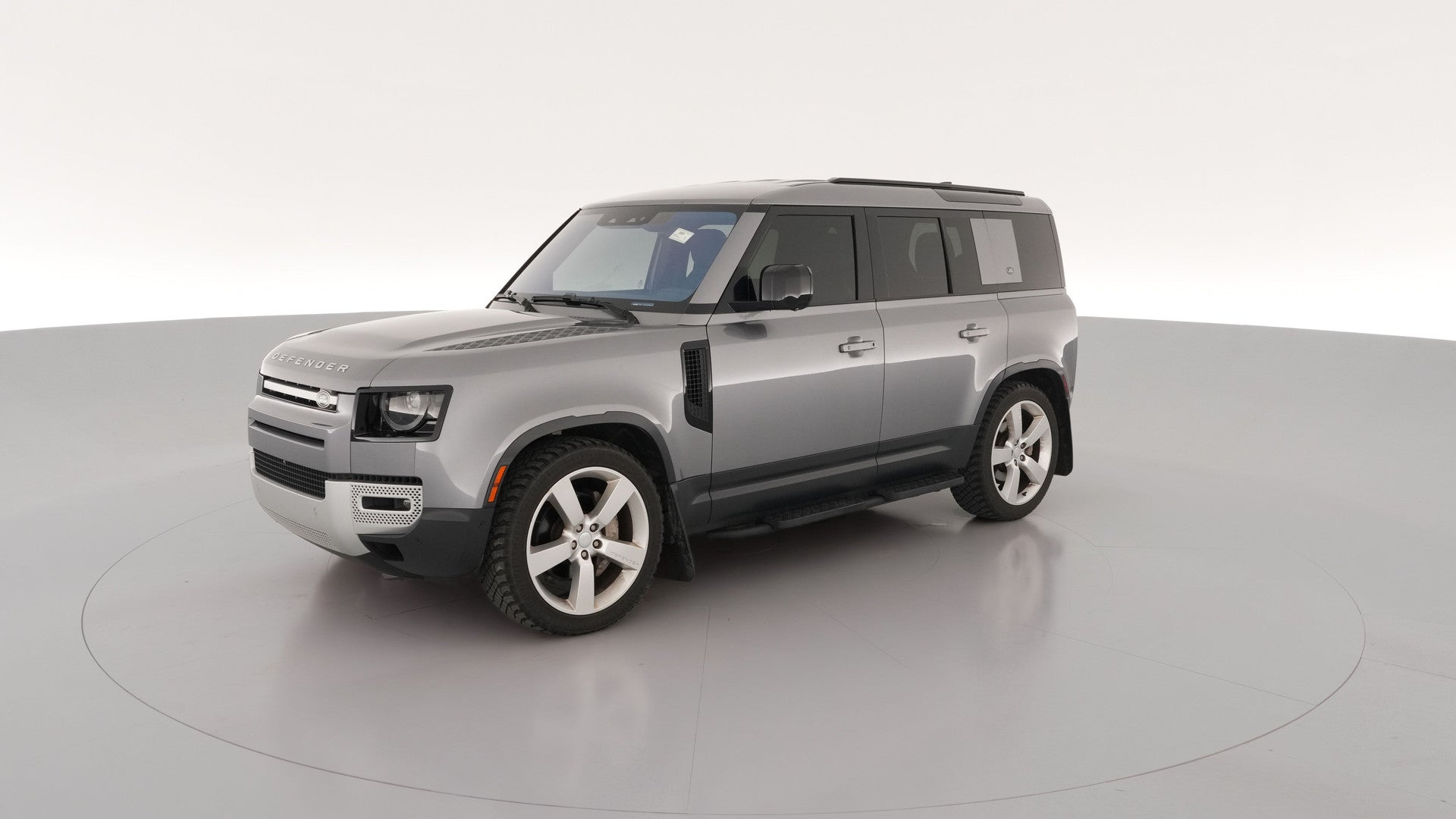 2021 Land Rover Defender 110 vehicle photo