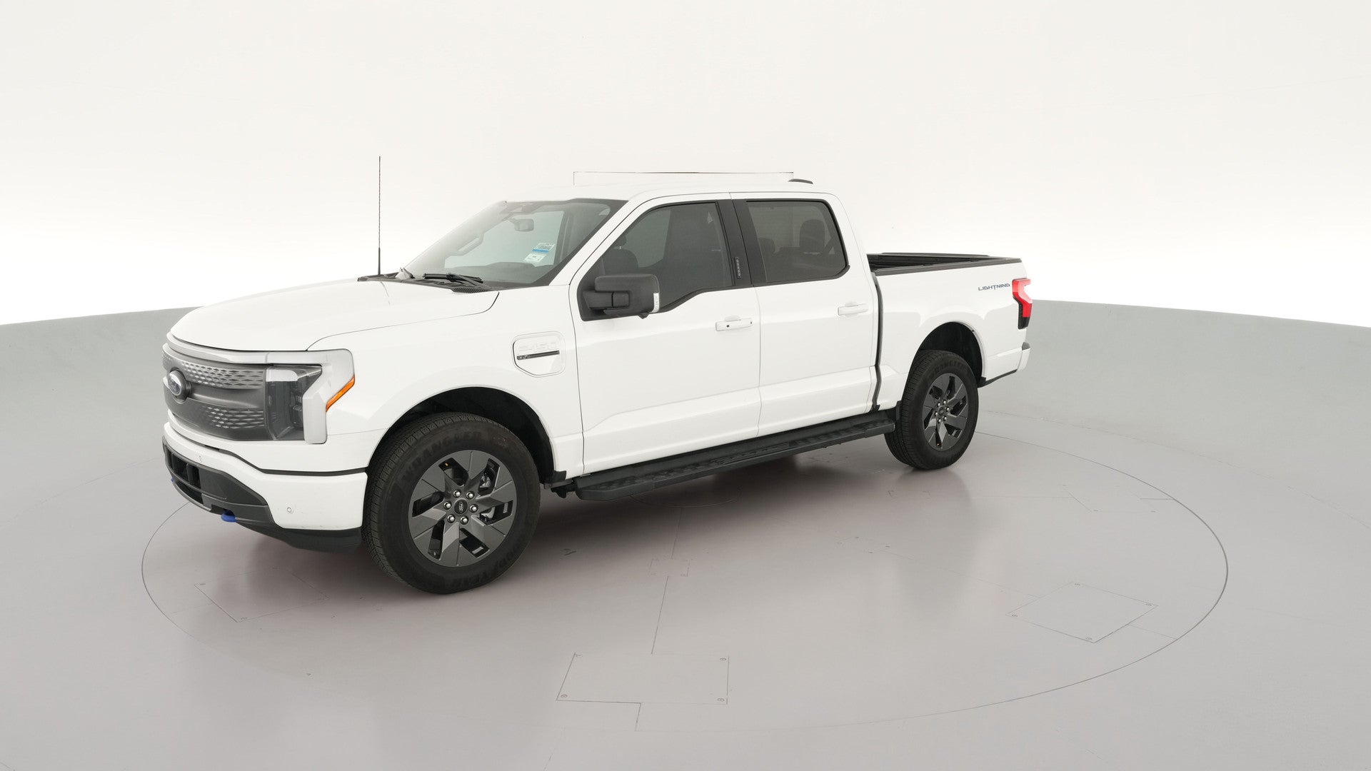 2023 Ford F150 Lightning vehicle photo