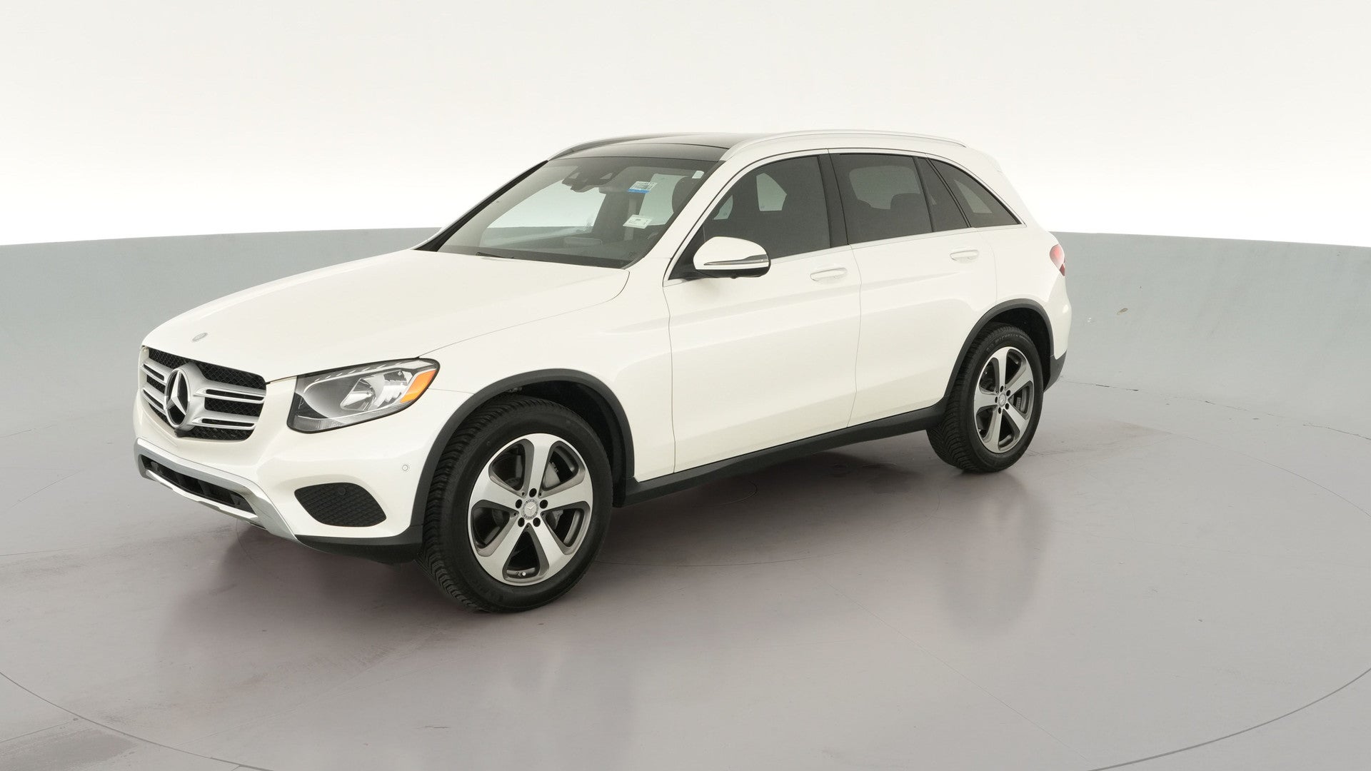 2016 Mercedes-Benz GLC vehicle photo