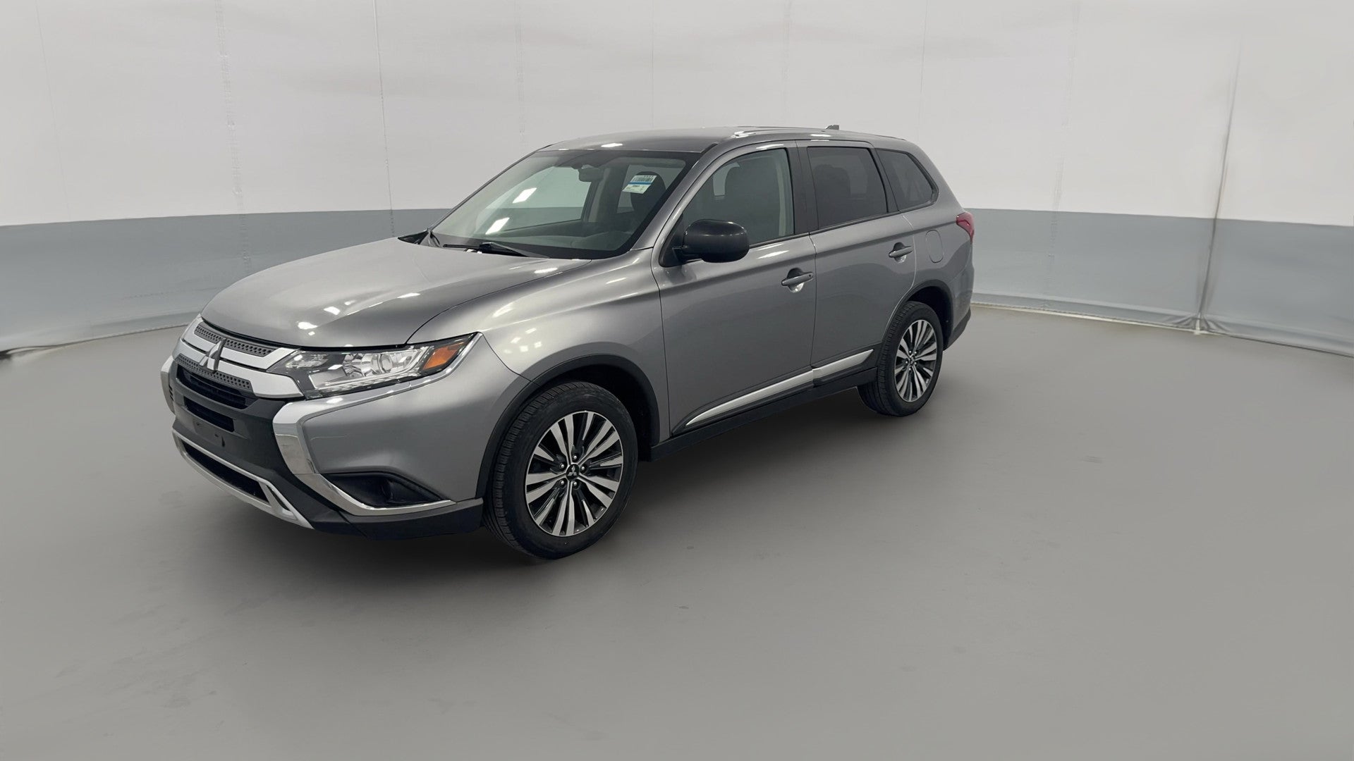 2020 Mitsubishi Outlander vehicle photo