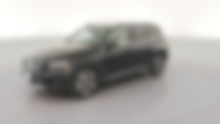 2025 Mercedes-Benz GLB vehicle photo