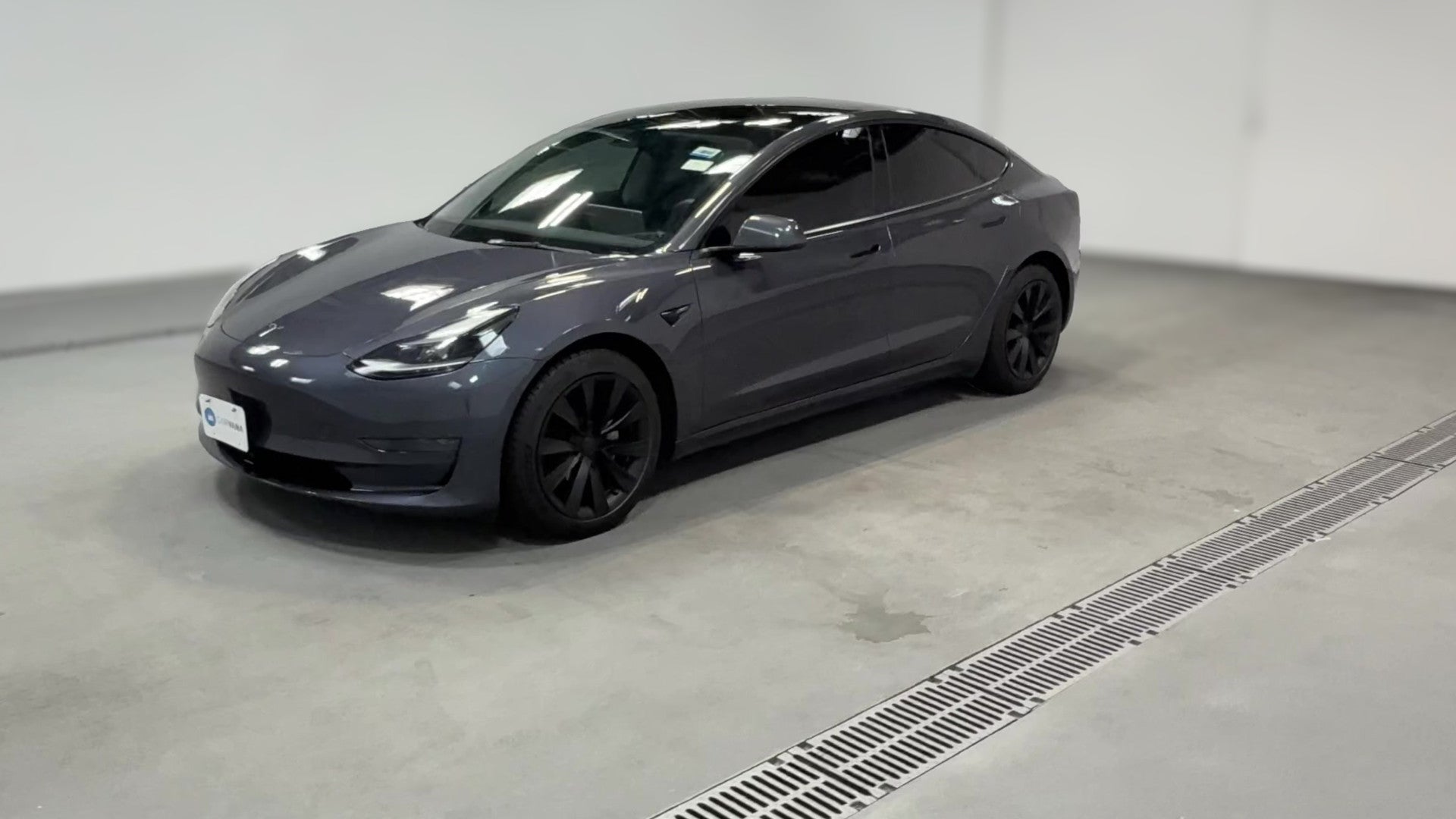 2023 Tesla Model 3 vehicle photo