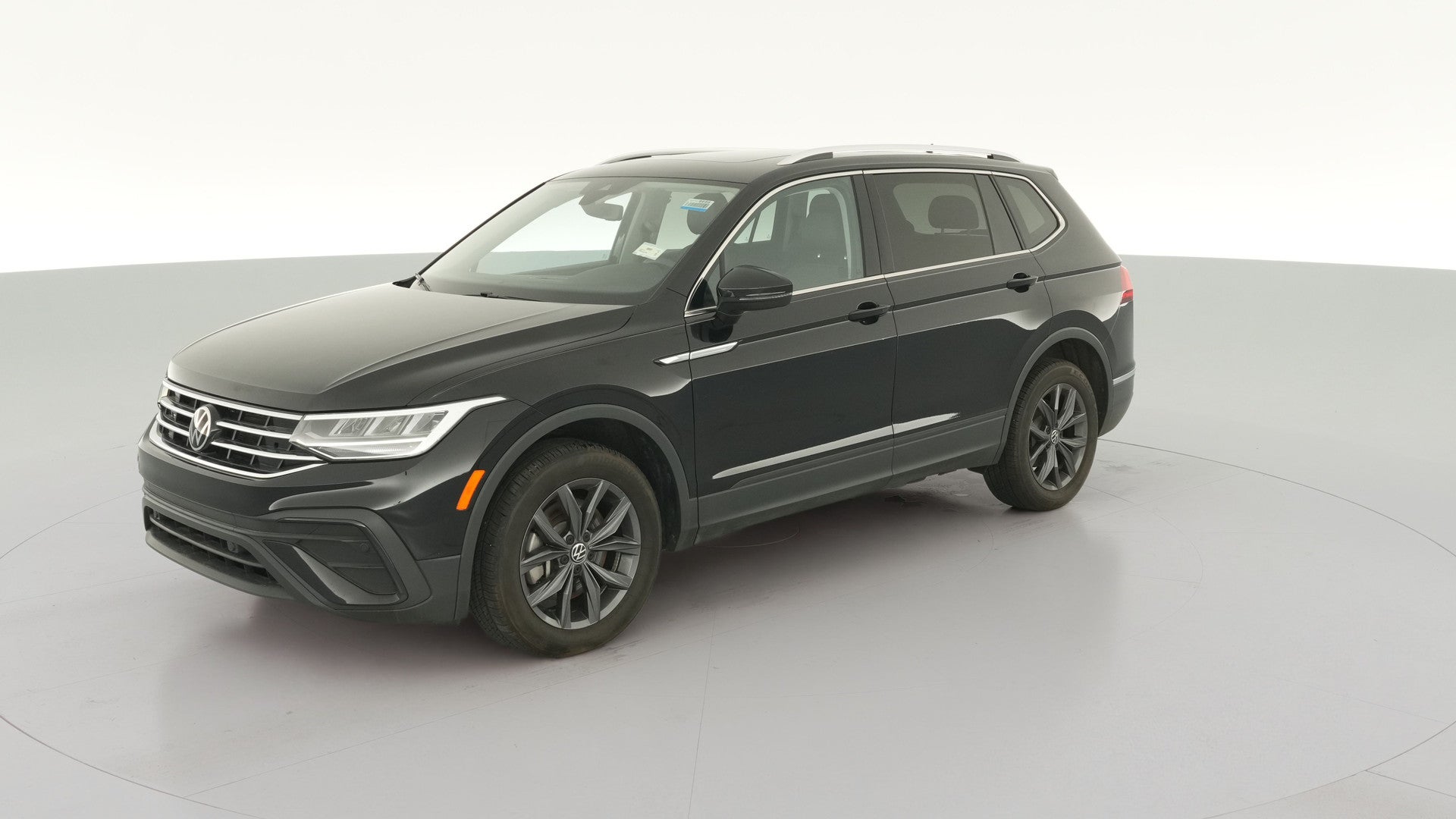 2022 Volkswagen Tiguan vehicle photo