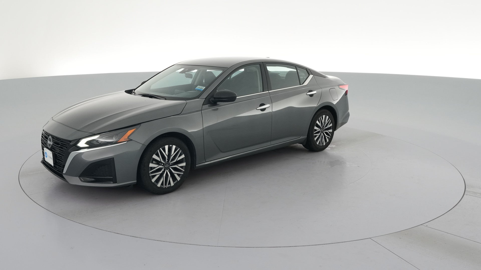 2025 Nissan Altima vehicle photo
