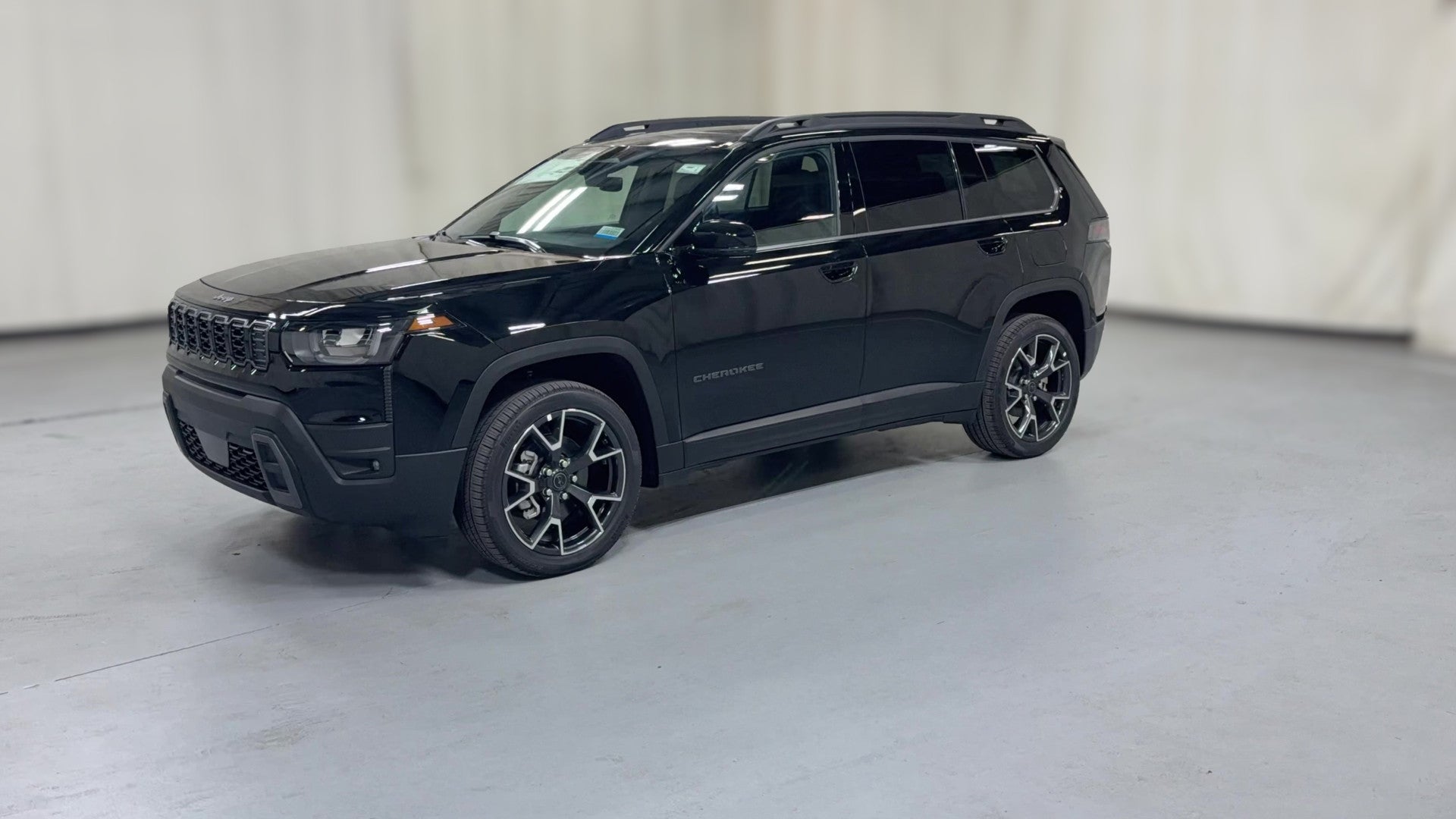 2026 Jeep Cherokee vehicle photo