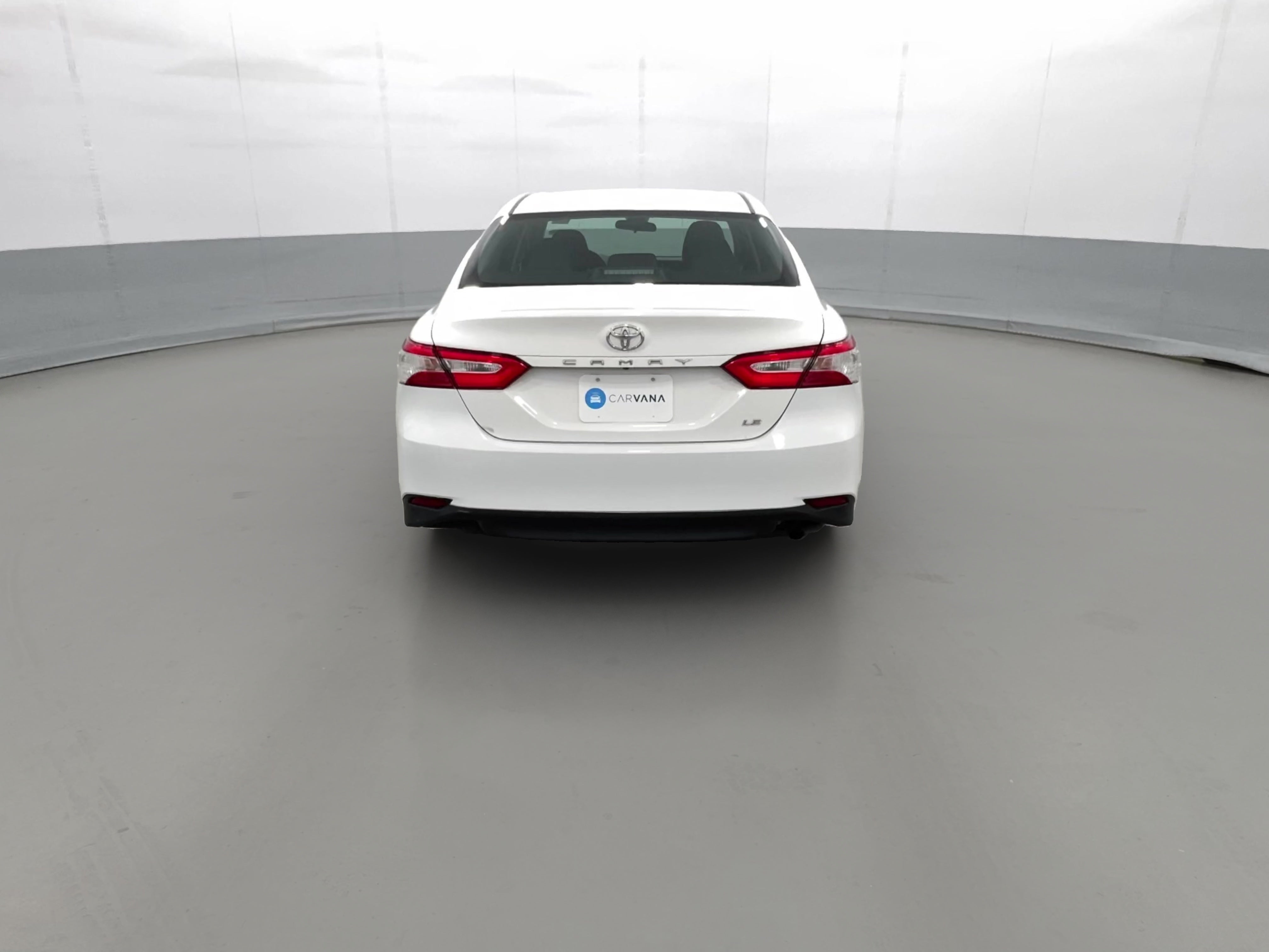 2018 Toyota Camry LE - Photo 31