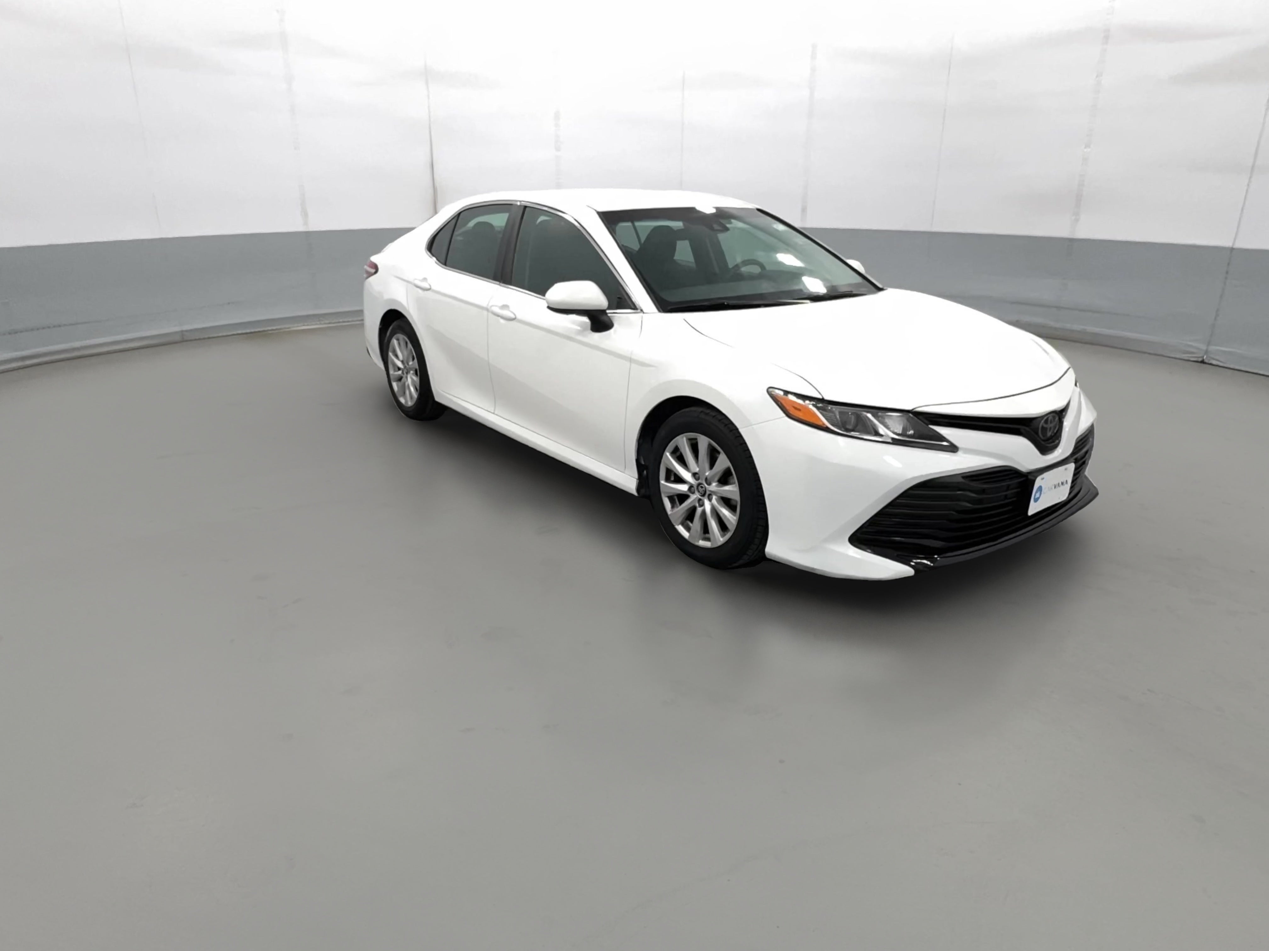2018 Toyota Camry LE - Photo 37
