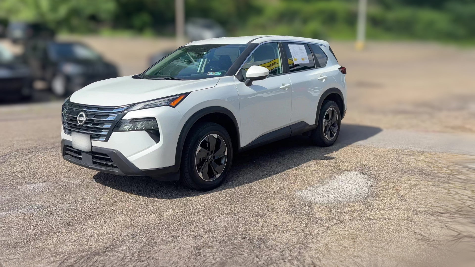 2025 Nissan Rogue vehicle photo