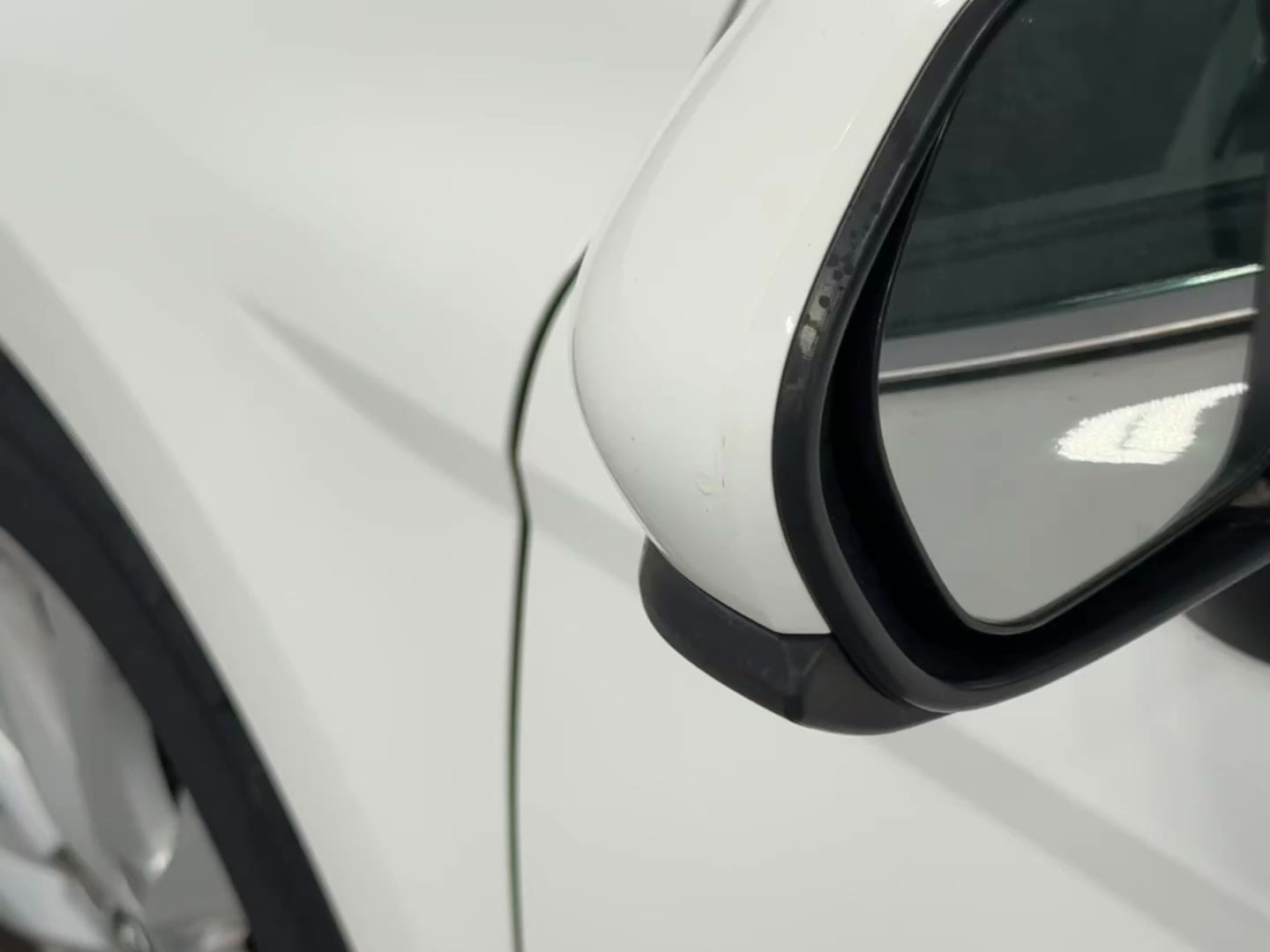 2018 Toyota Camry LE - Photo 17