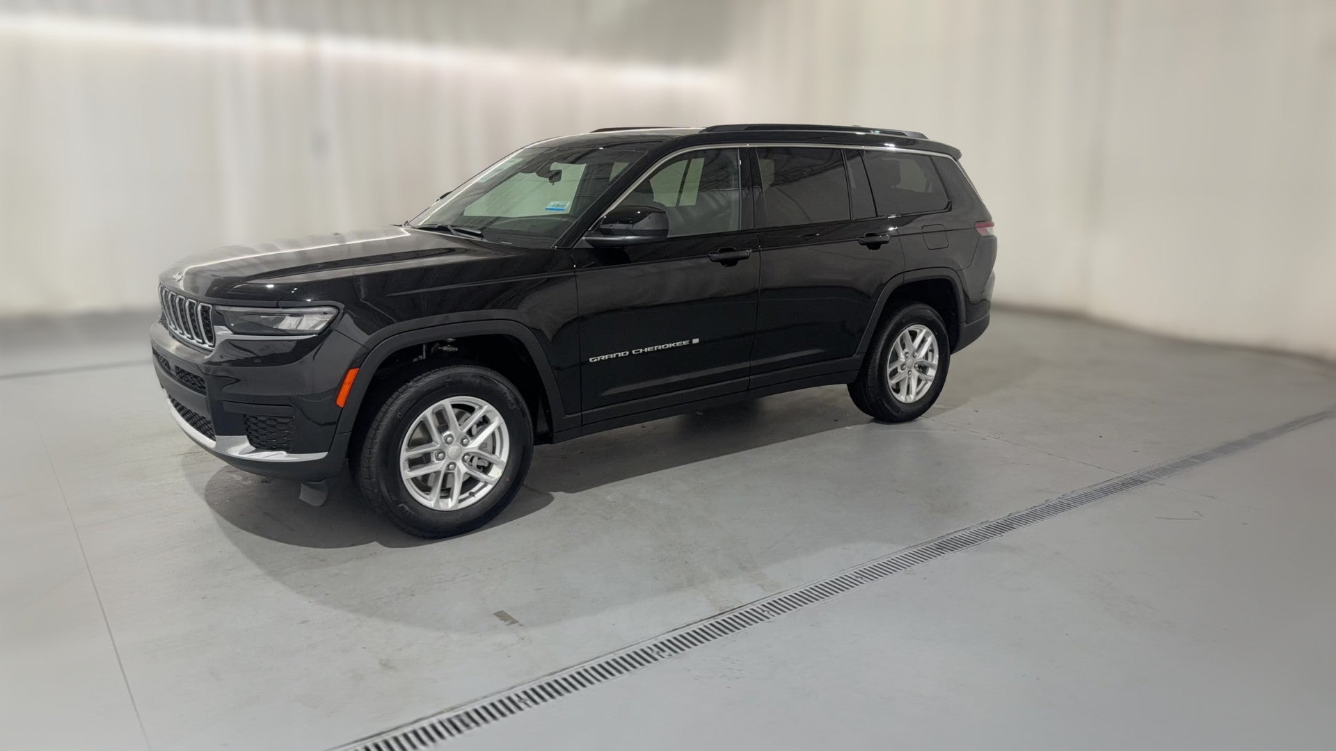 2026 Jeep Grand Cherokee L vehicle photo