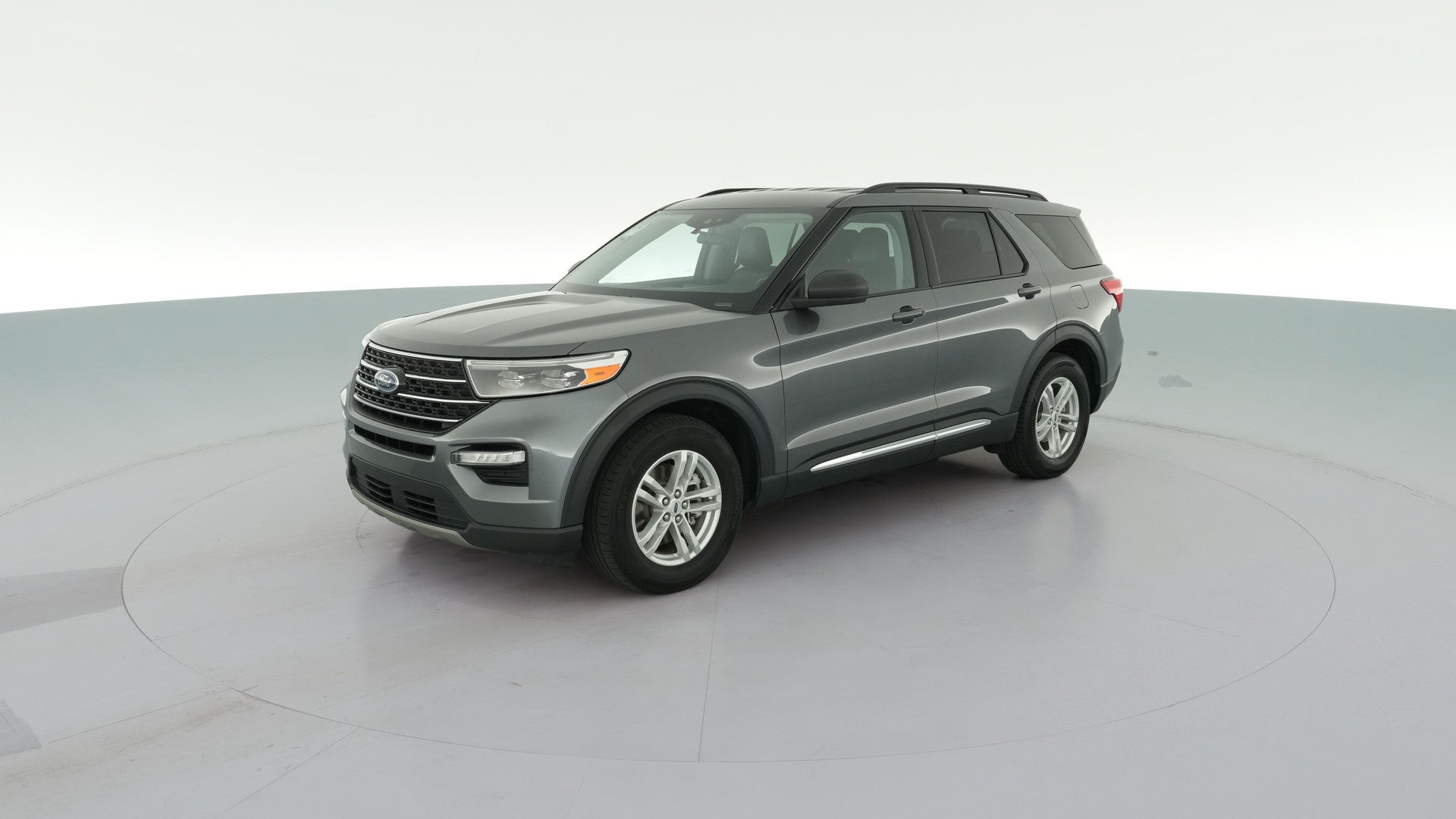 2023 Ford Explorer vehicle photo