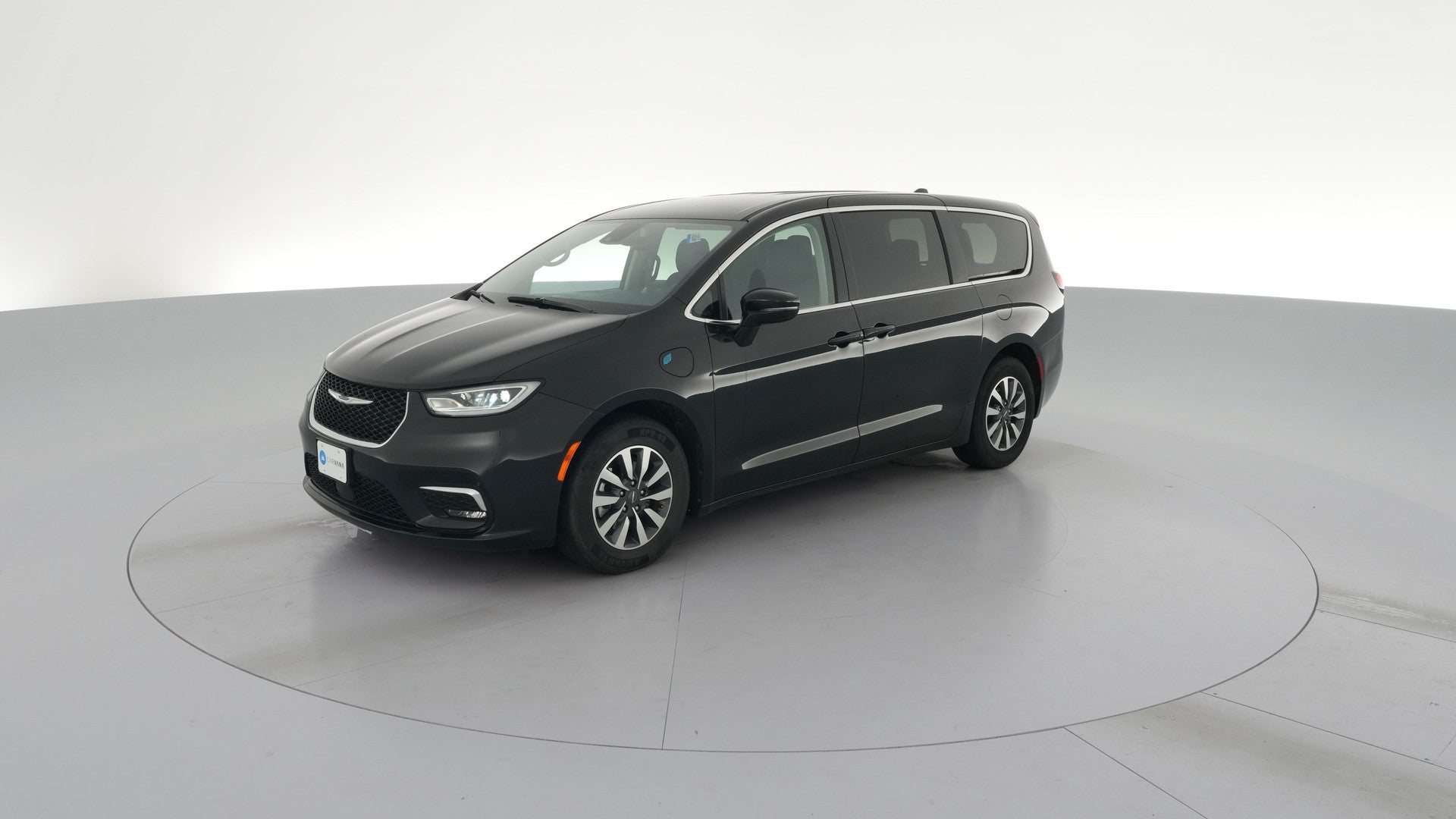 2024 Chrysler Pacifica Hybrid vehicle photo