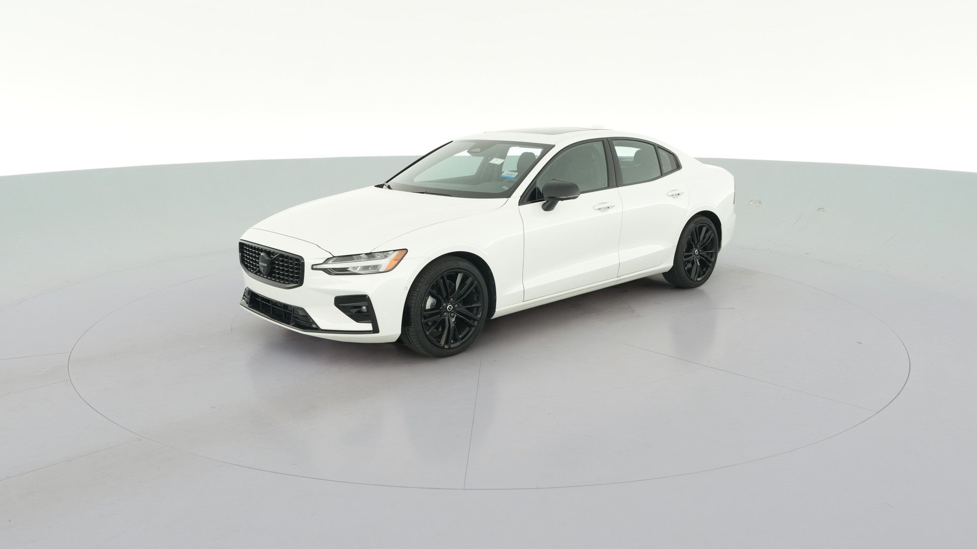 2024 Volvo S60 vehicle photo