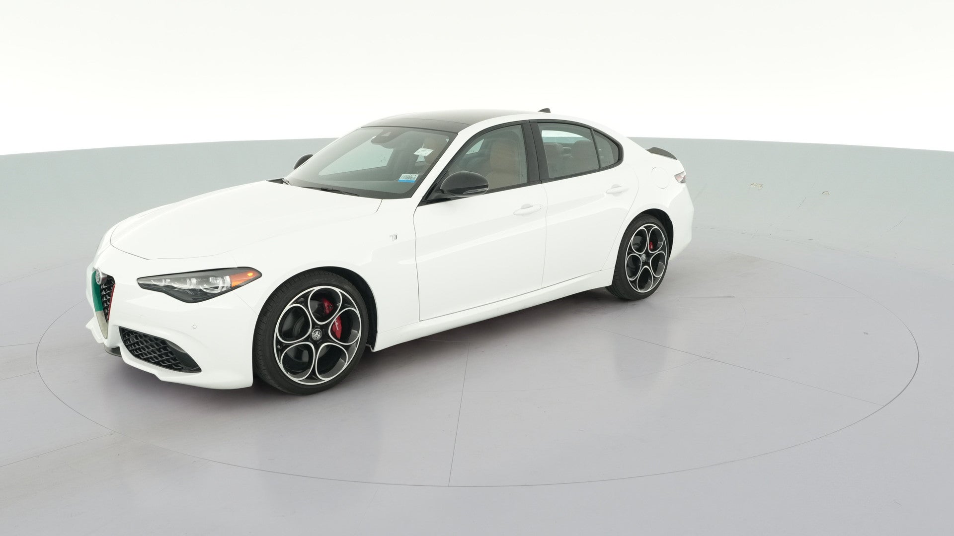 2024 Alfa Romeo Giulia vehicle photo