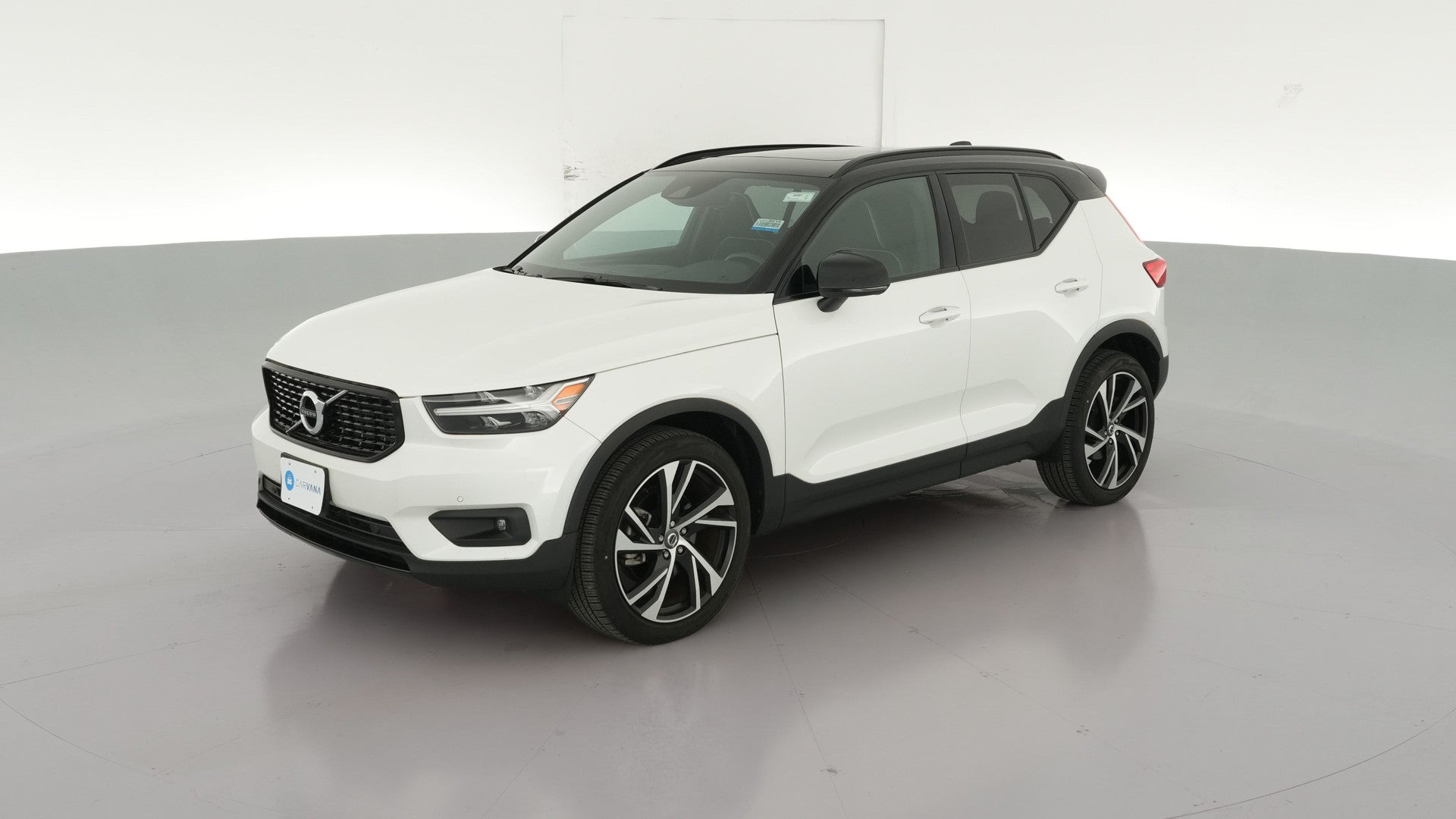 2021 Volvo XC40 vehicle photo