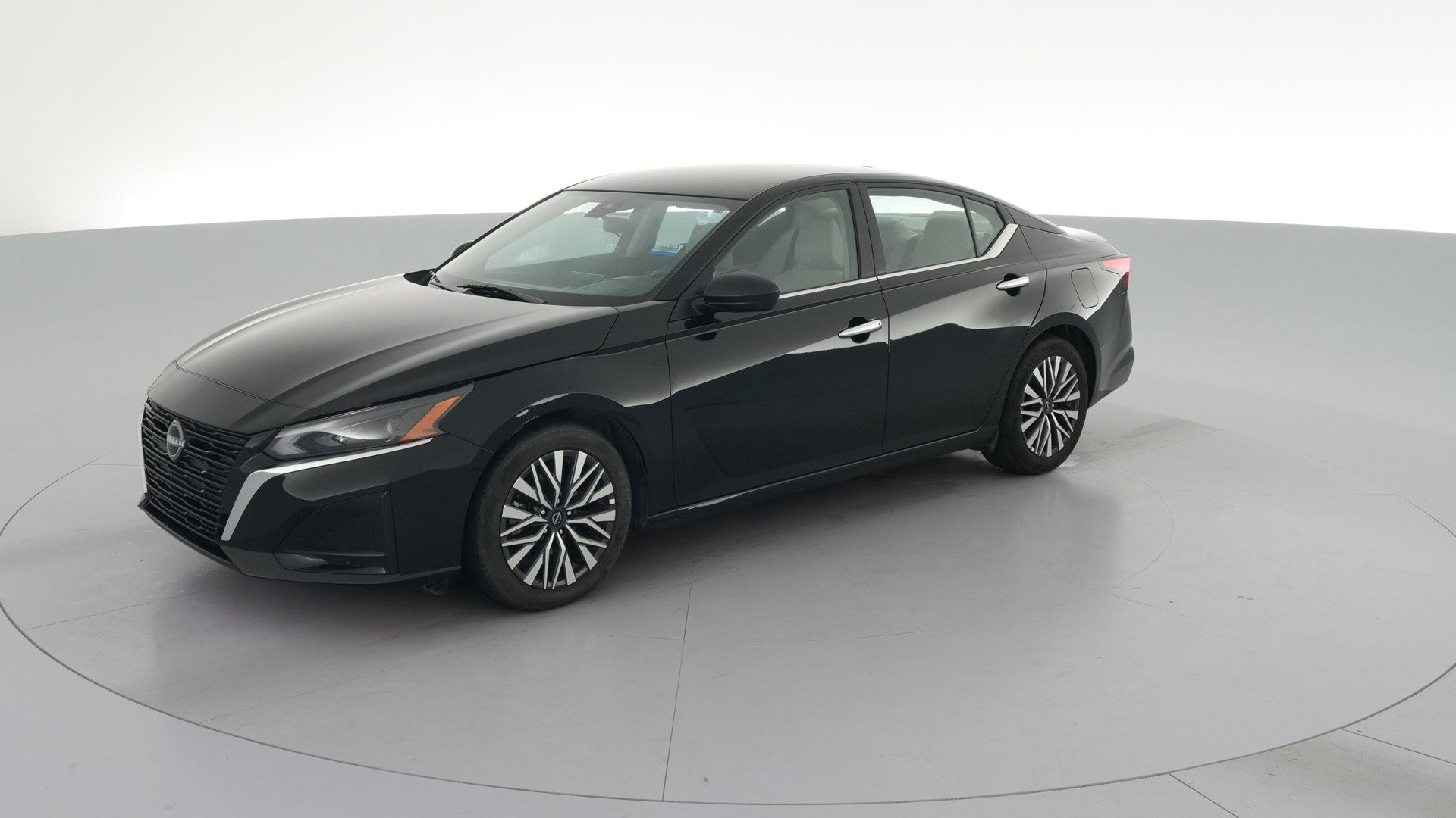 2025 Nissan Altima vehicle photo