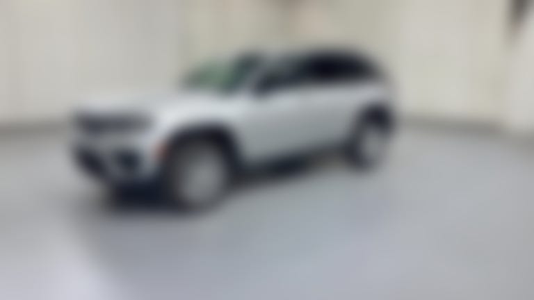 2026 Jeep Grand Cherokee vehicle photo