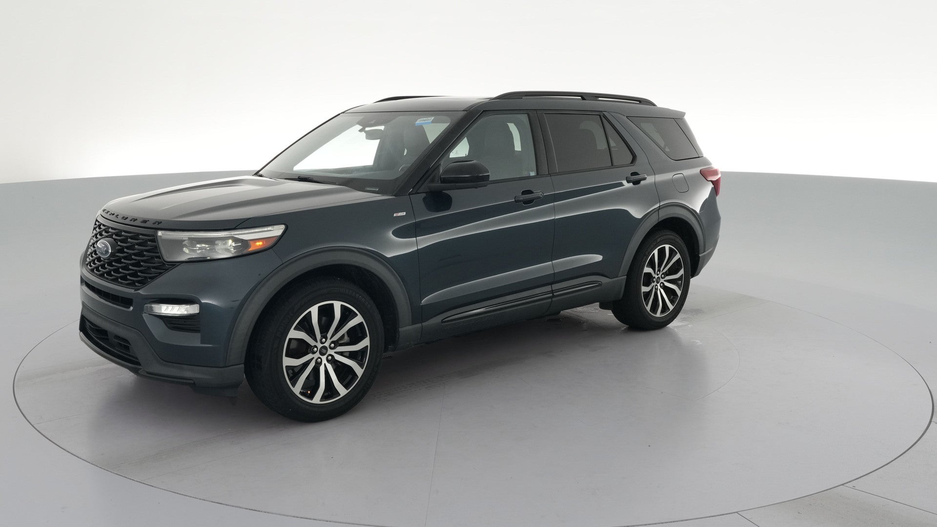 2022 Ford Explorer vehicle photo