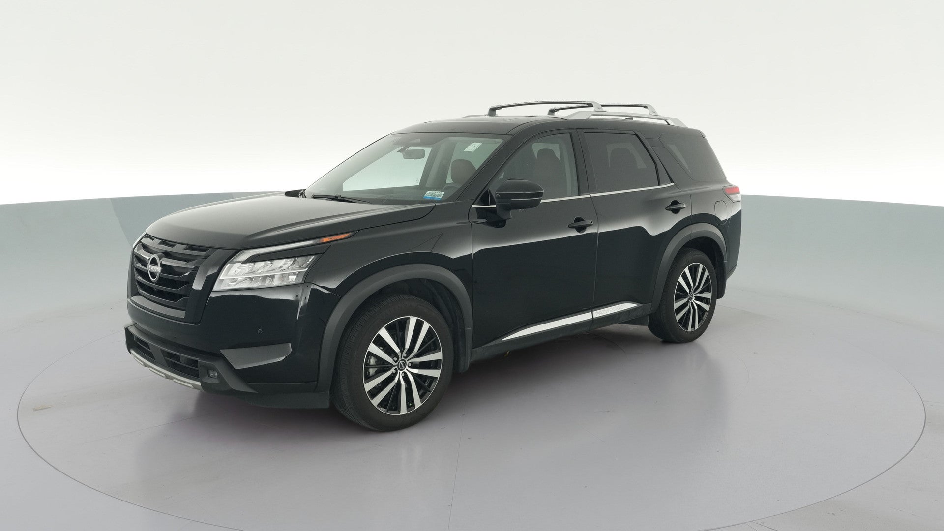 2024 Nissan Pathfinder vehicle photo