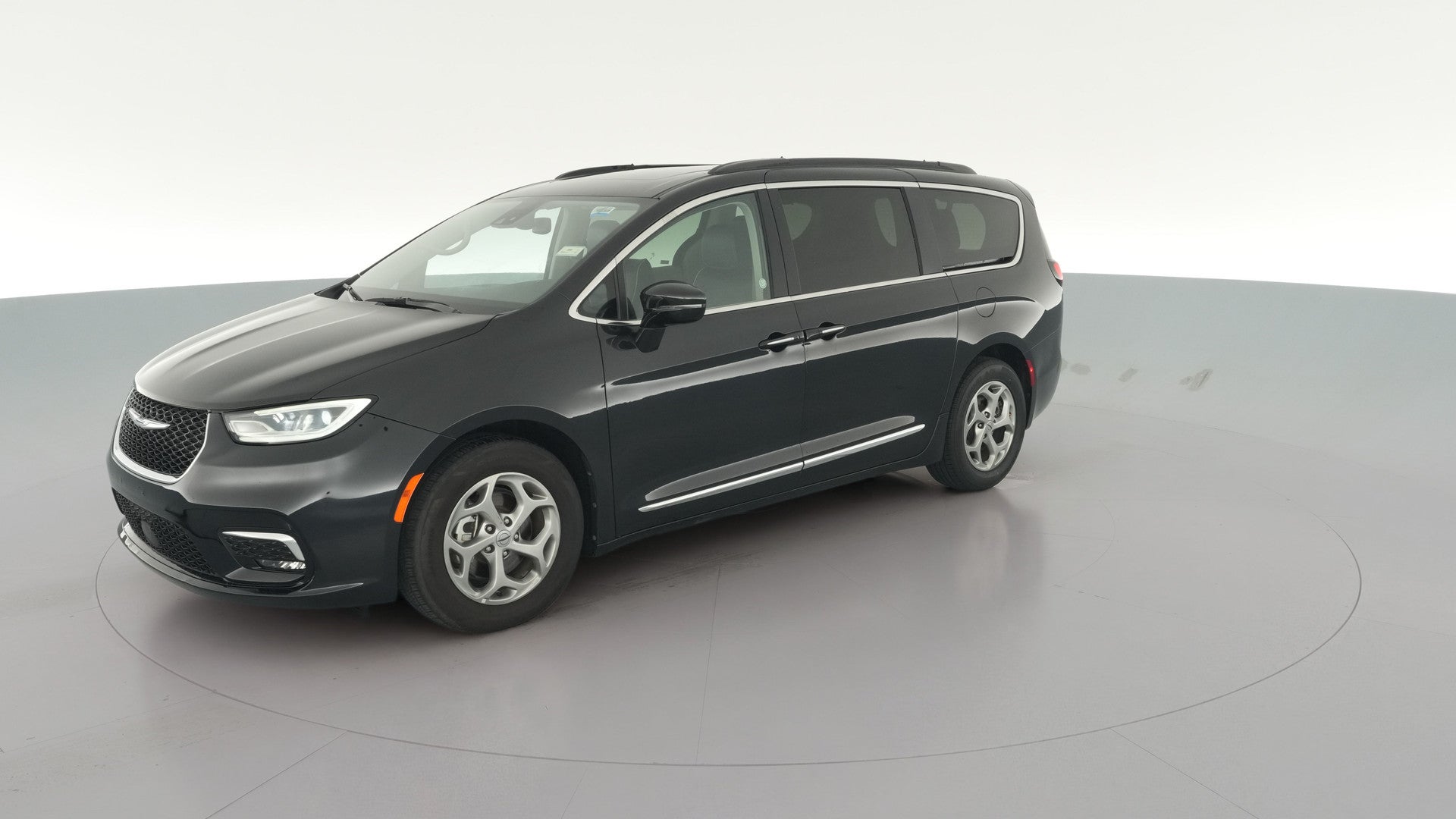 2023 Chrysler Pacifica vehicle photo