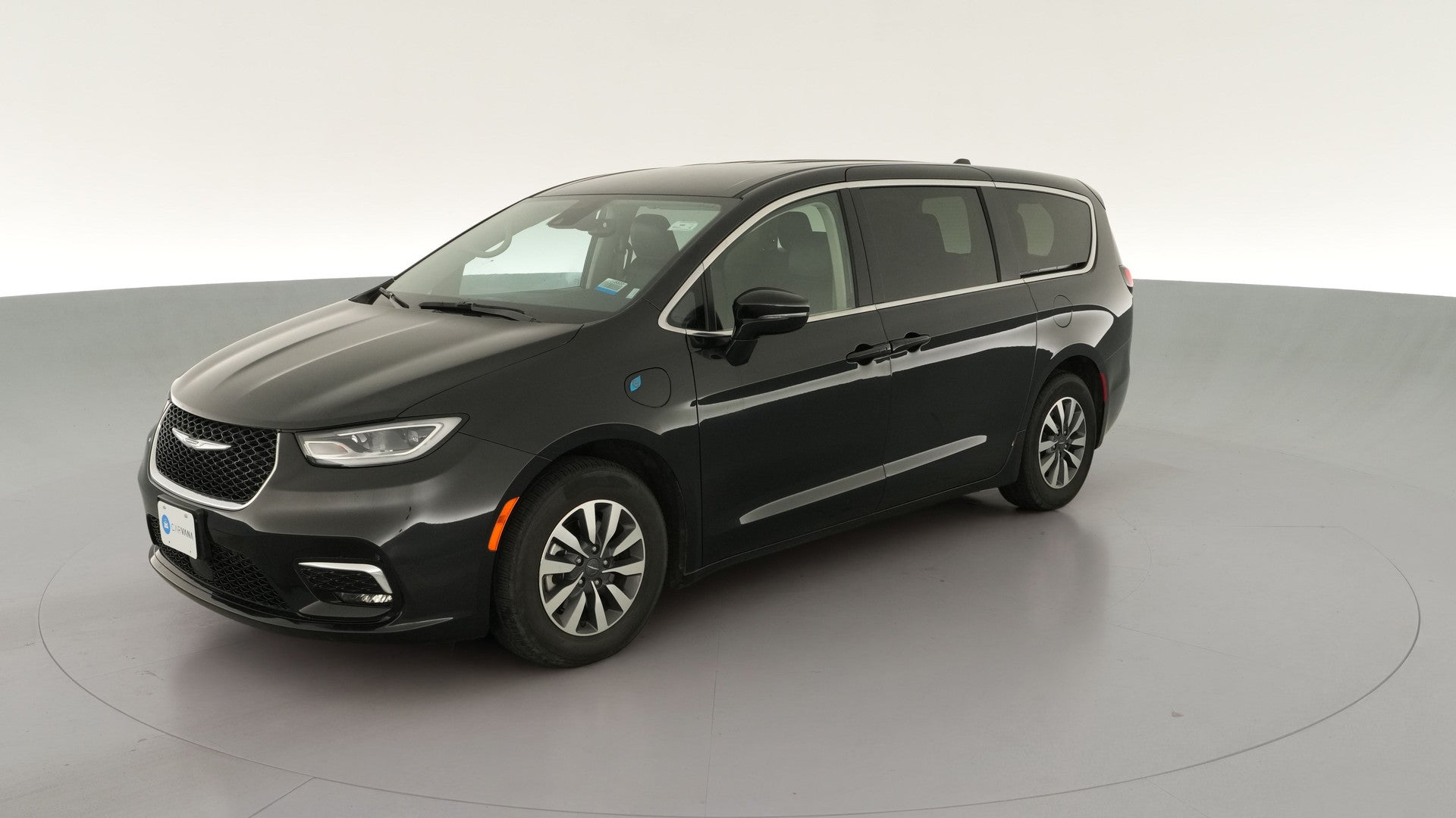 2024 Chrysler Pacifica Hybrid vehicle photo