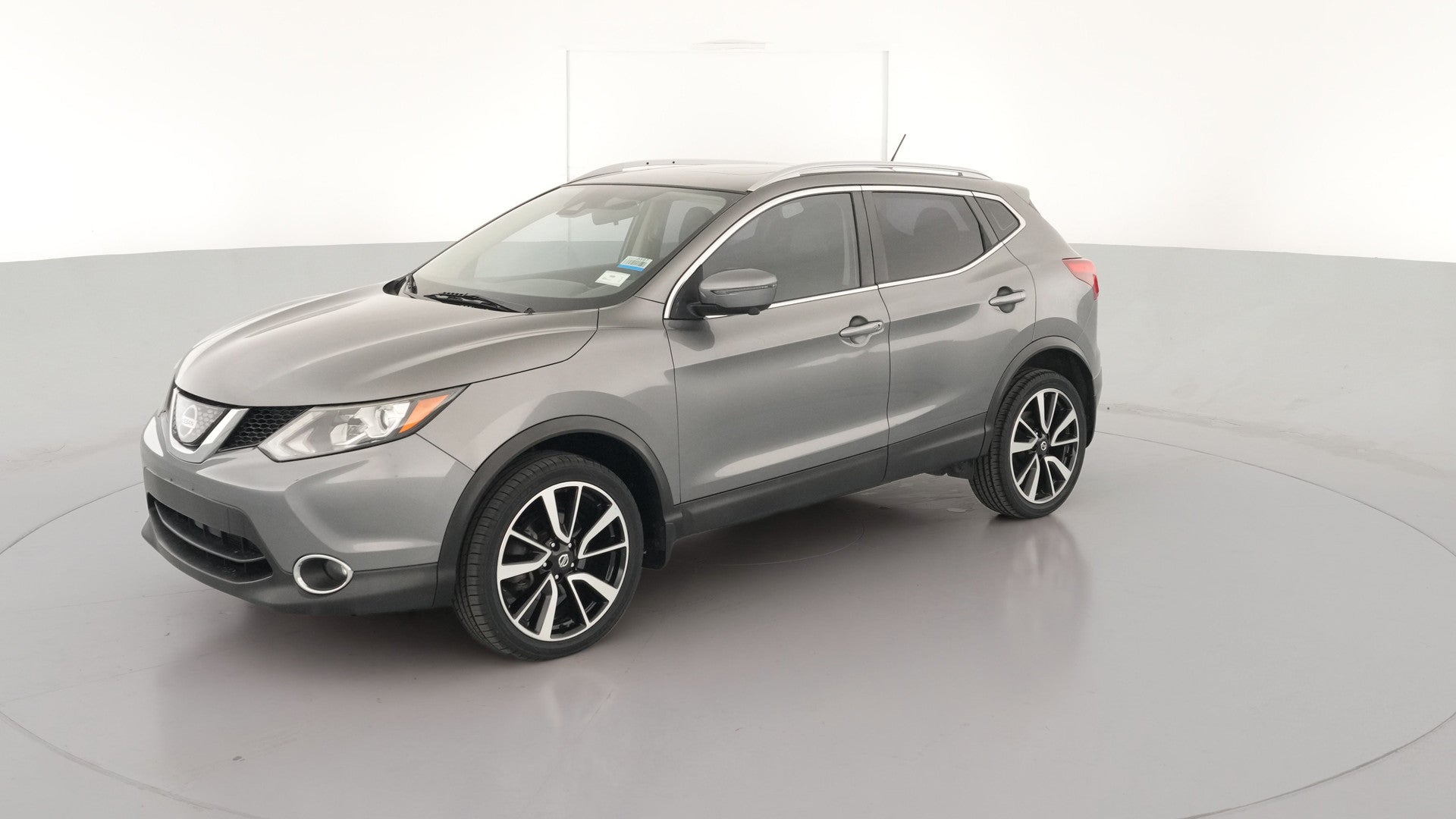 2018 Nissan Rogue Sport vehicle photo