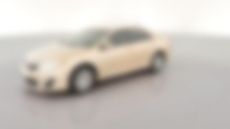 2012 Toyota Camry vehicle photo