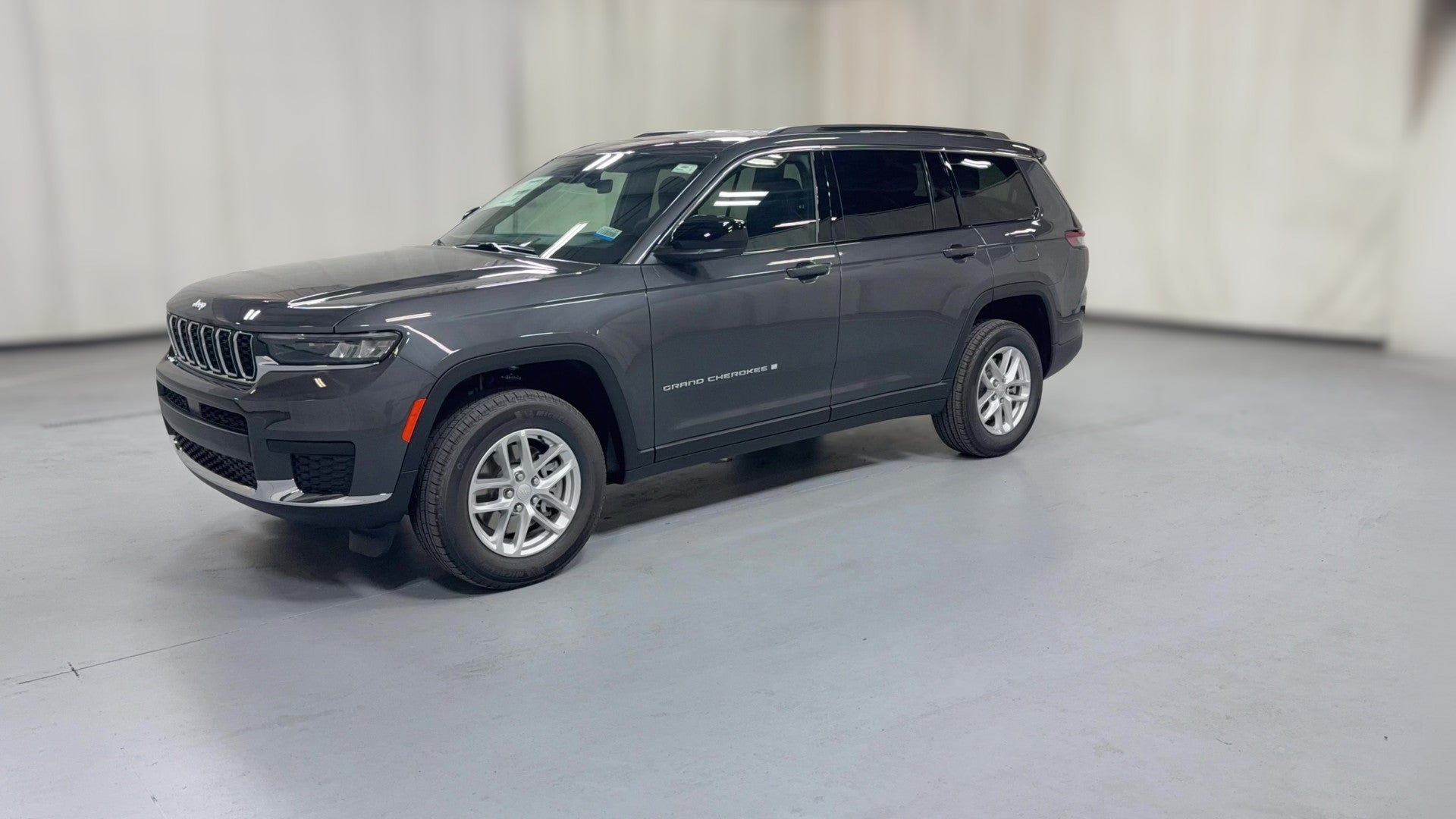 2026 Jeep Grand Cherokee L vehicle photo