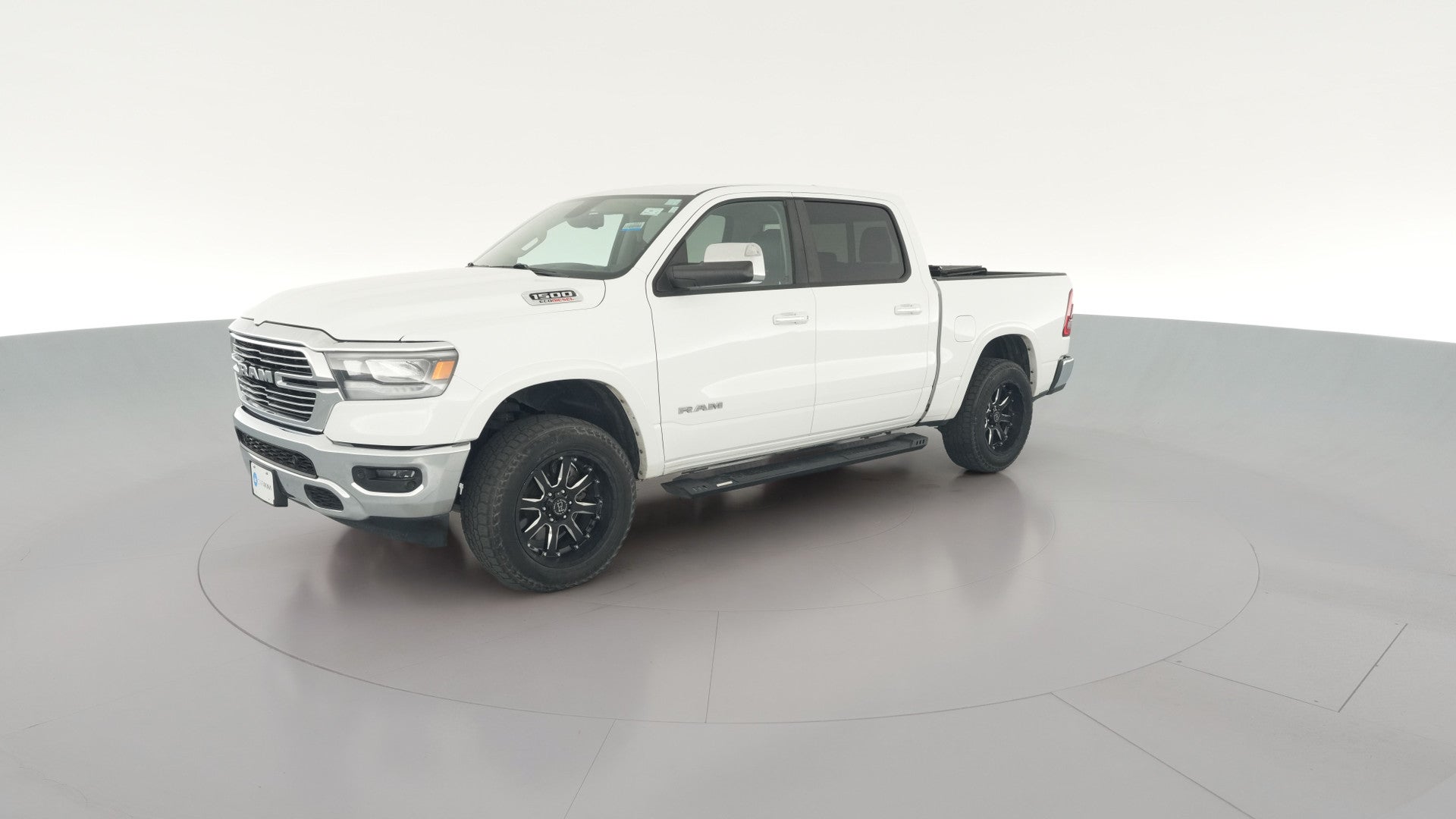 2020 Ram 1500 Crew Cab vehicle photo