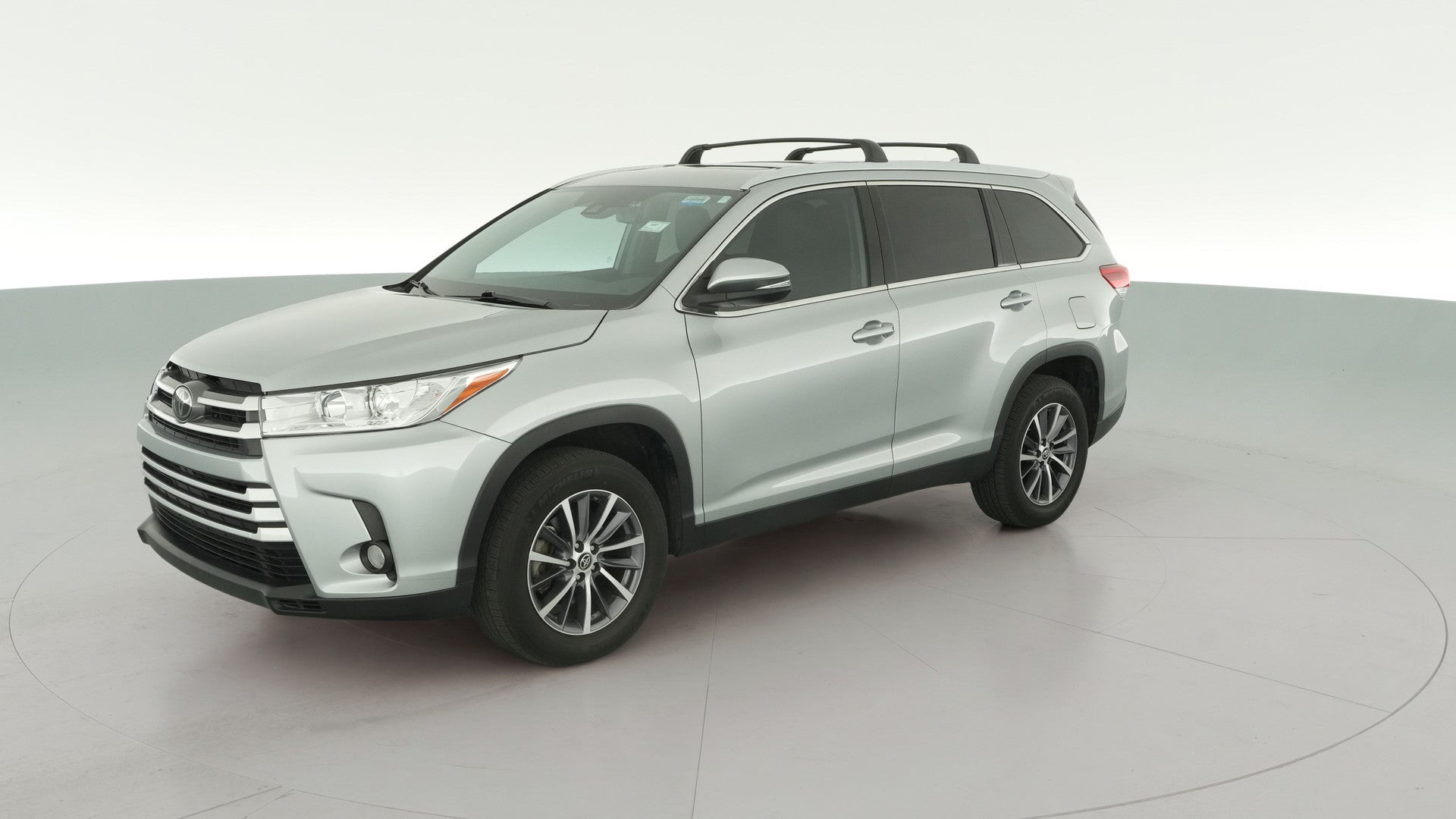 2019 Toyota Highlander vehicle photo