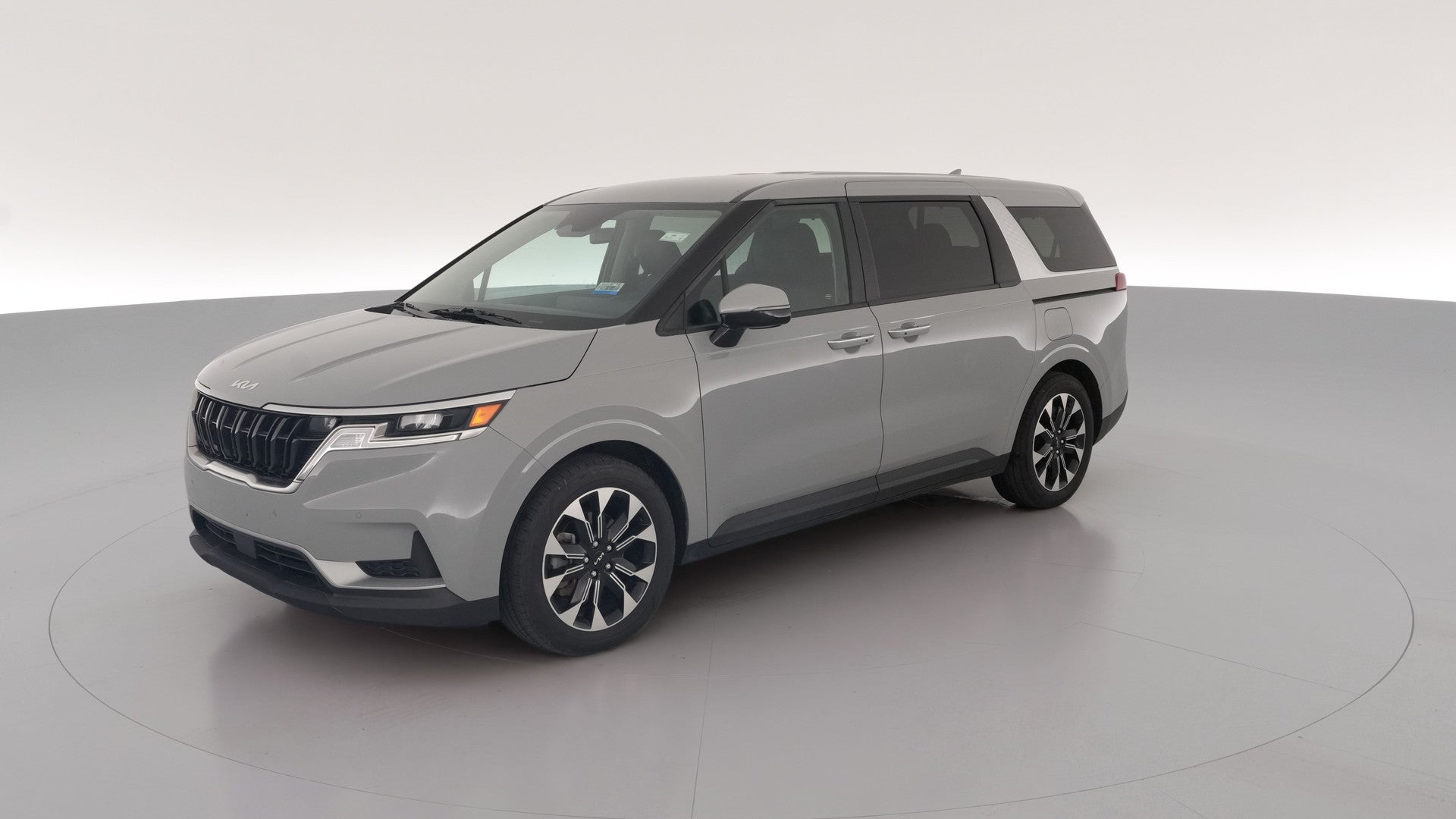 2024 Kia Carnival vehicle photo