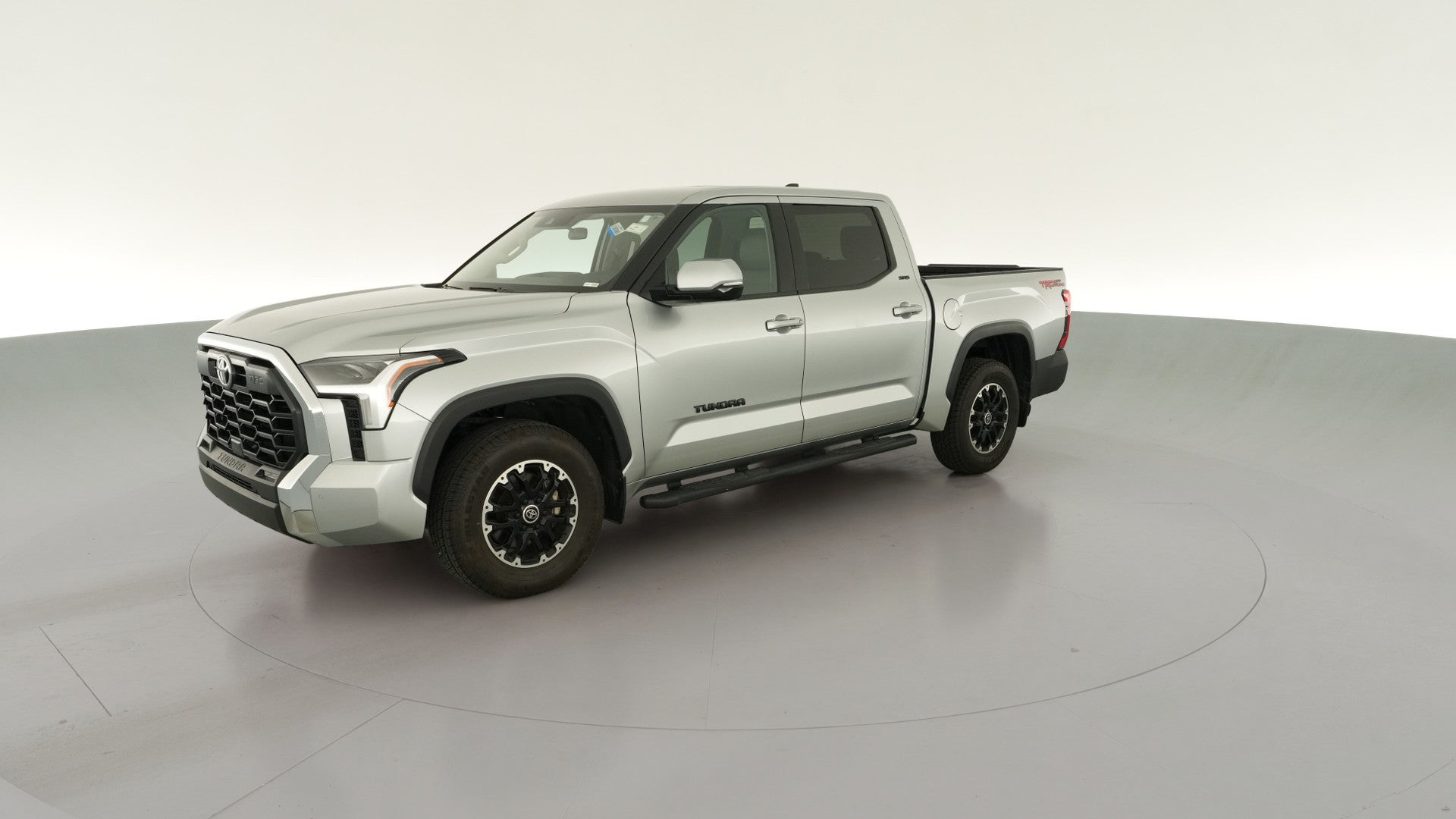 2022 Toyota Tundra CrewMax vehicle photo