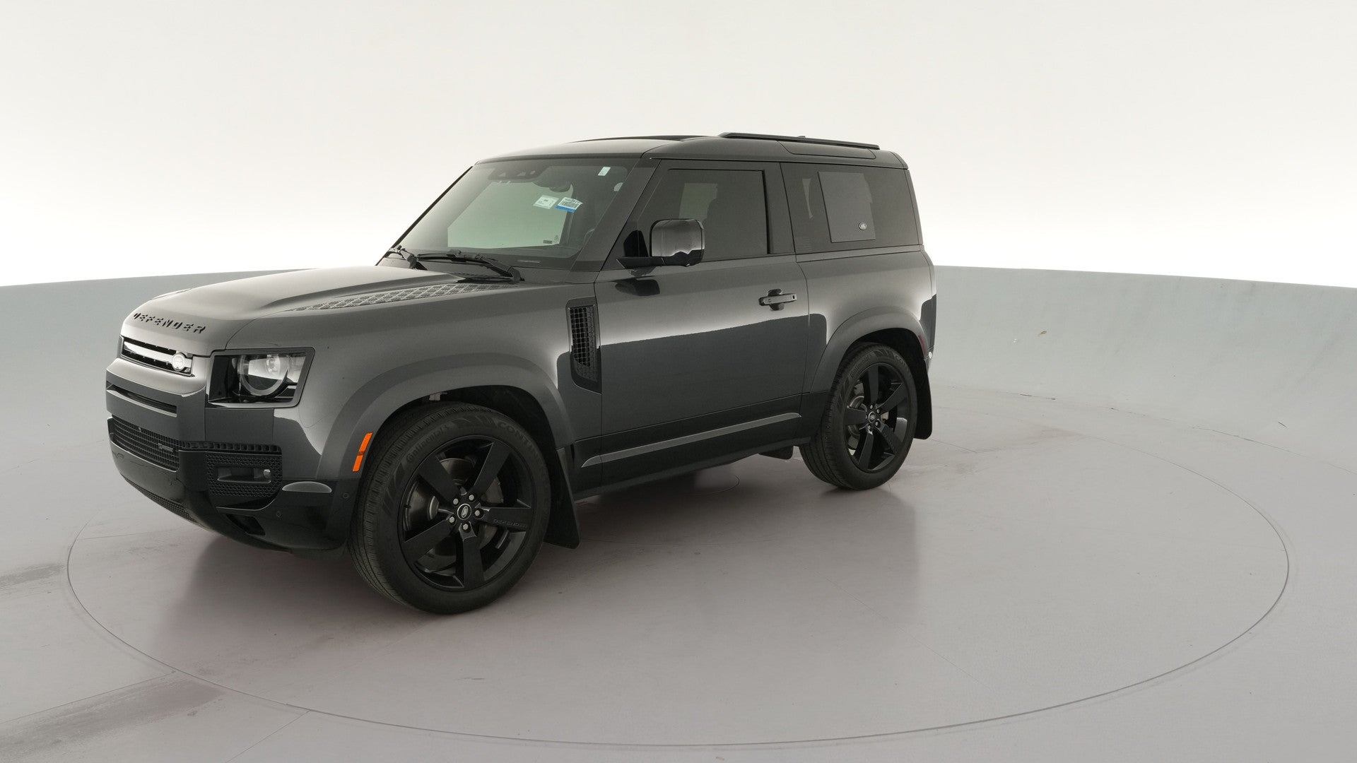 2023 Land Rover Defender 90 vehicle photo