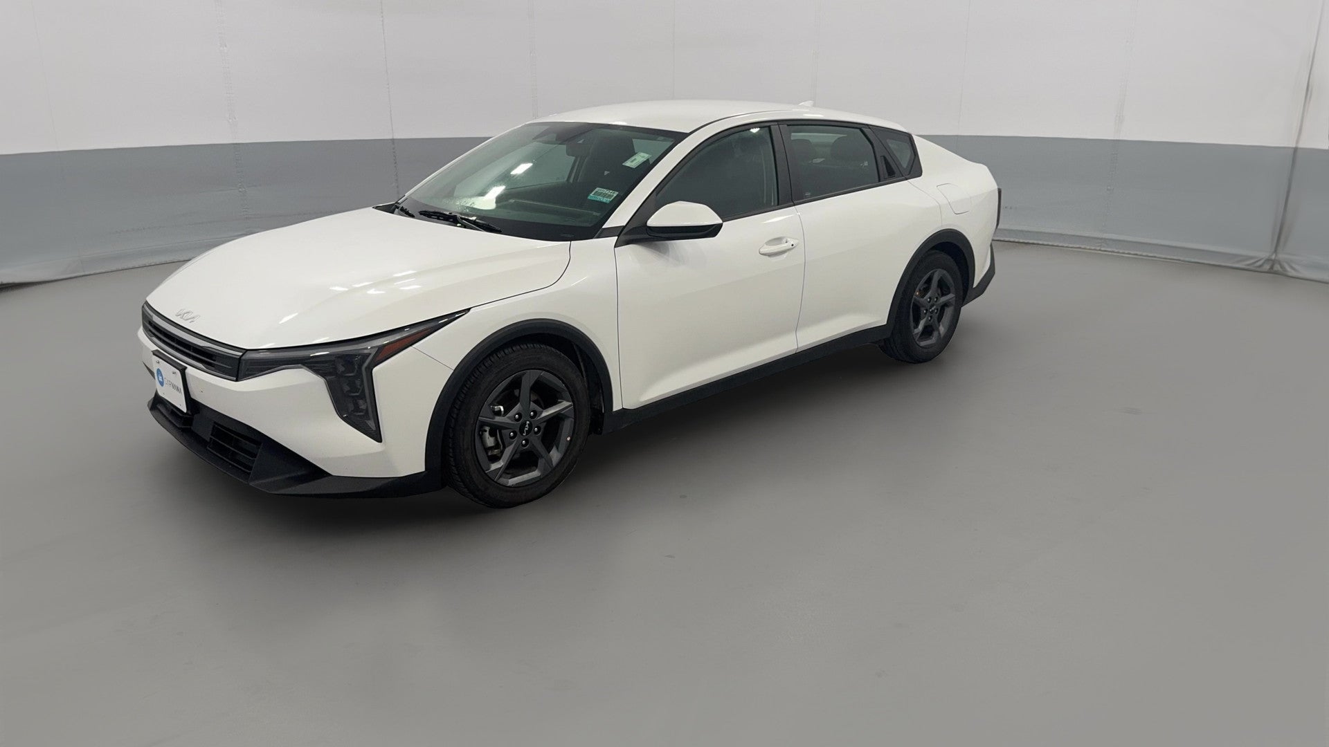 2025 Kia K4 vehicle photo