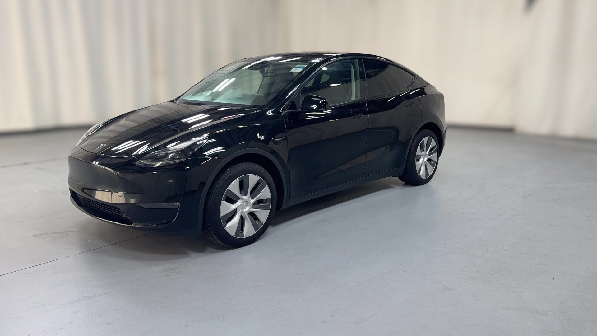 2024 Tesla Model Y vehicle photo