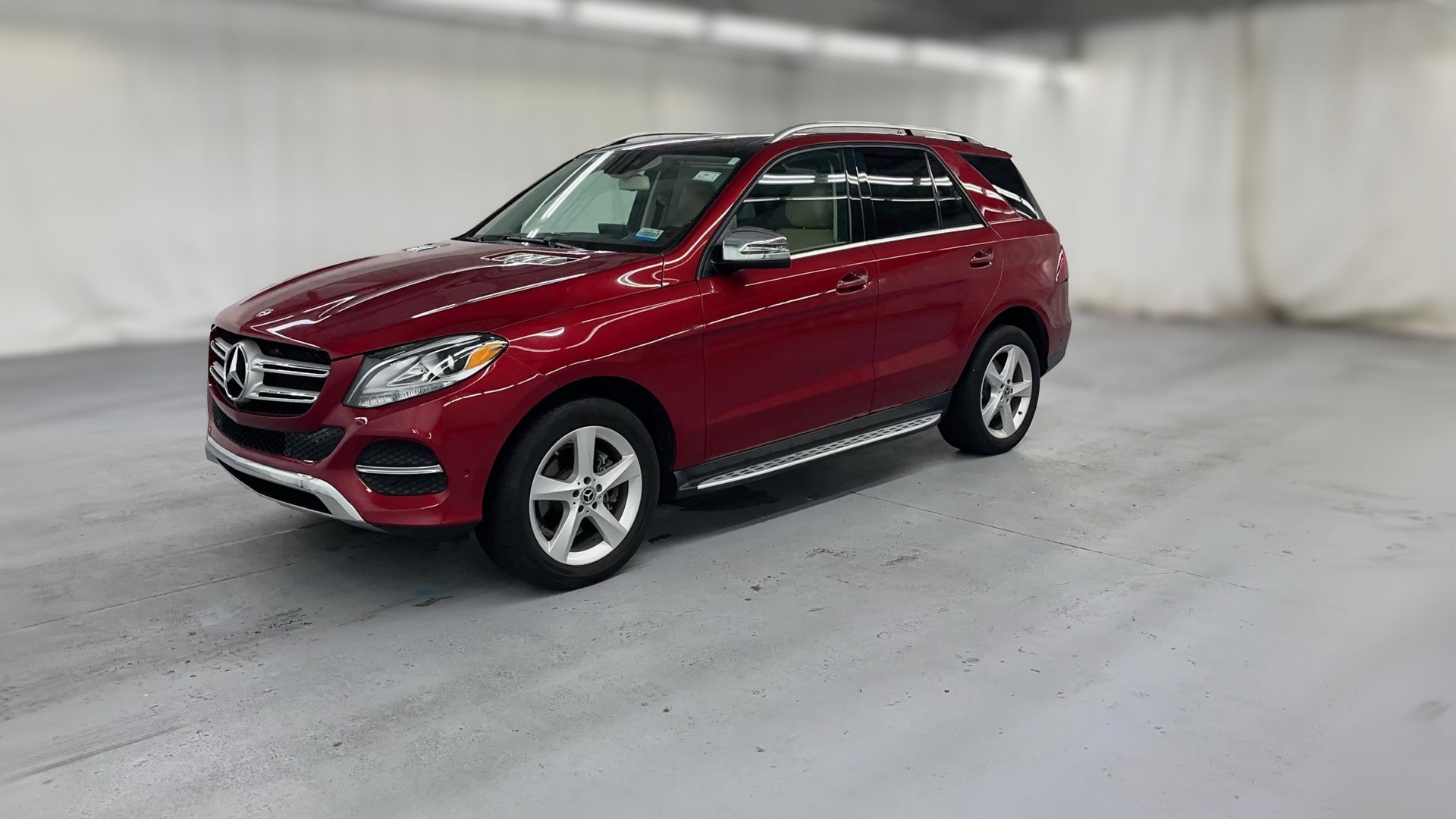 2018 Mercedes-Benz GLE vehicle photo