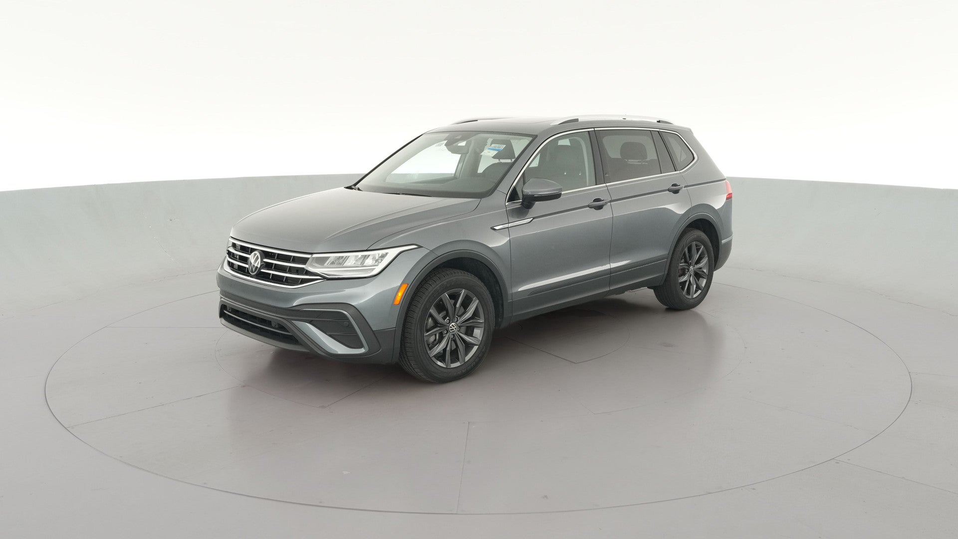 2022 Volkswagen Tiguan vehicle photo
