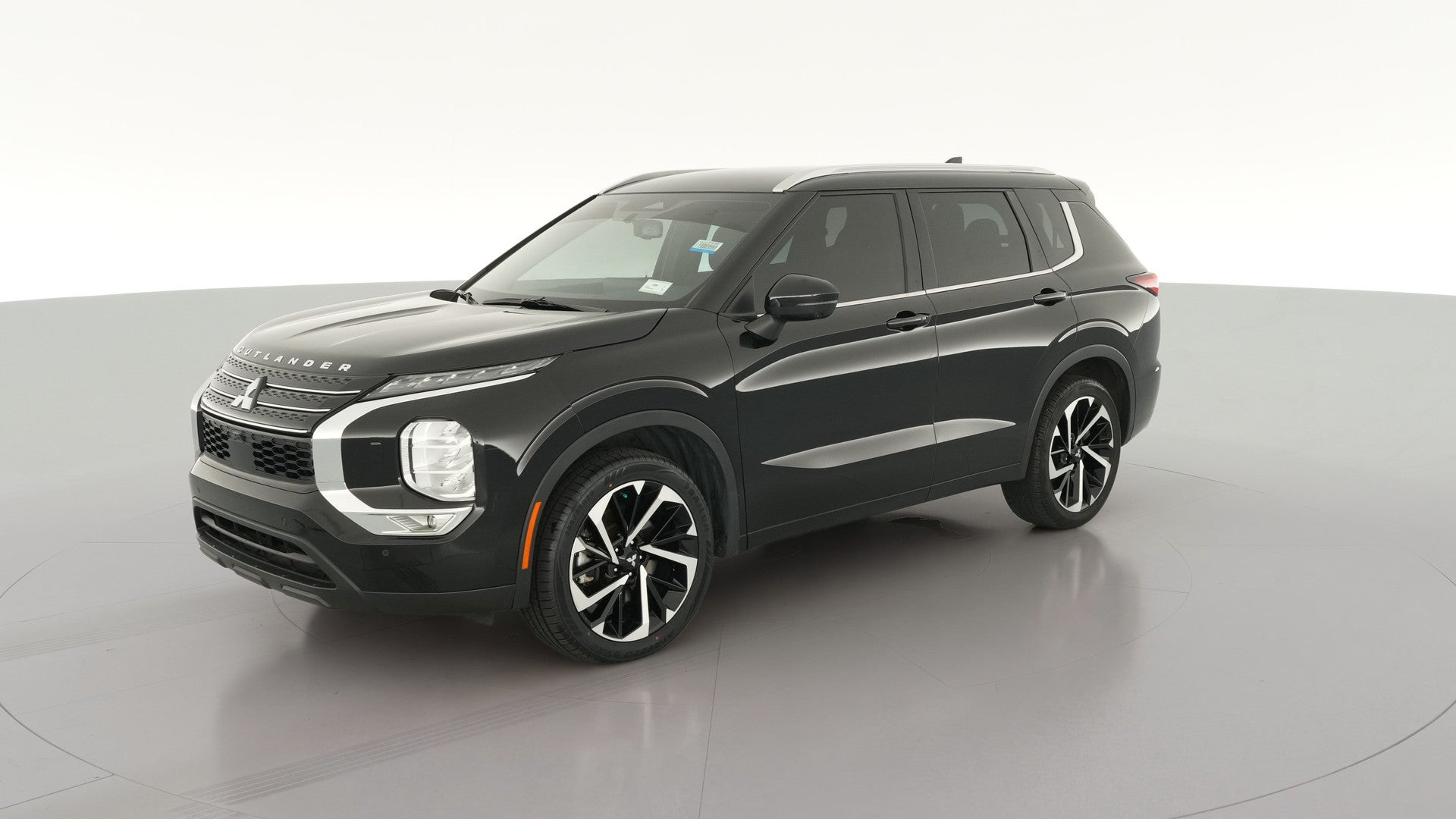 2023 Mitsubishi Outlander vehicle photo