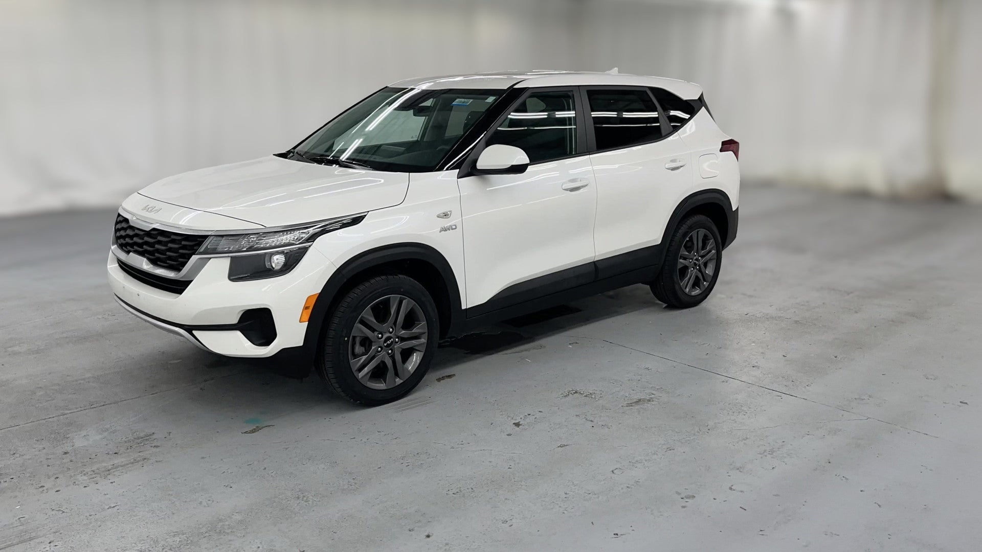 2023 Kia Seltos vehicle photo
