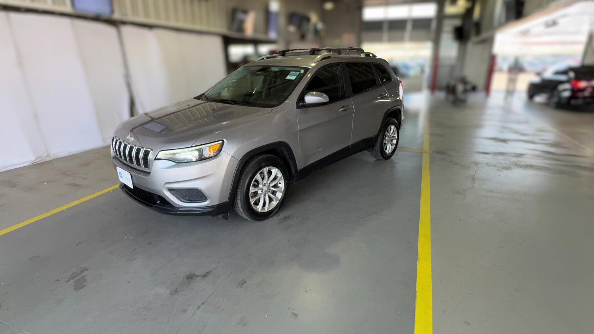 2020 Jeep Cherokee vehicle photo