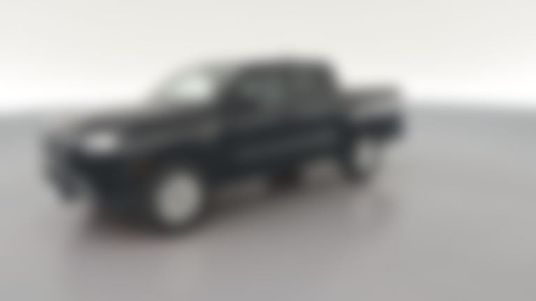 2022 Nissan Frontier Crew Cab vehicle photo
