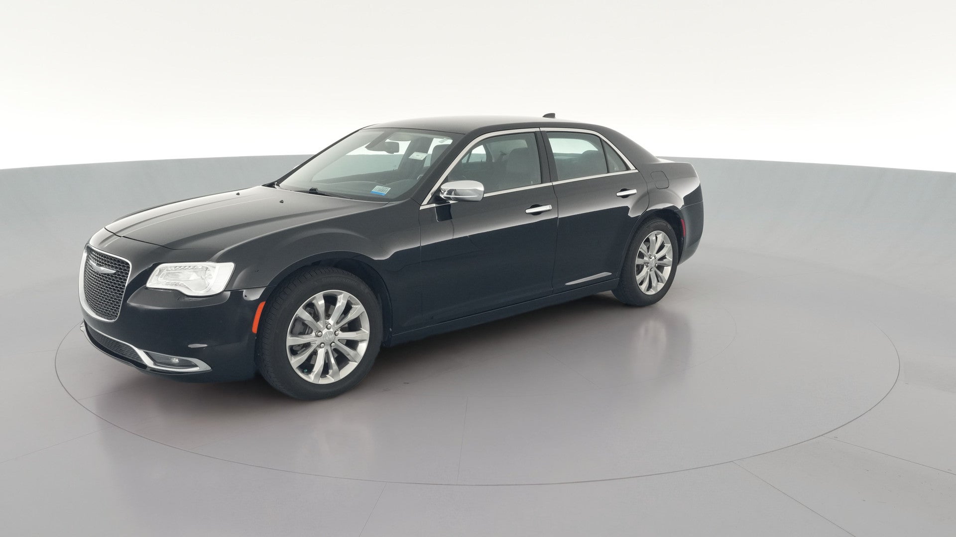 2018 Chrysler 300 vehicle photo