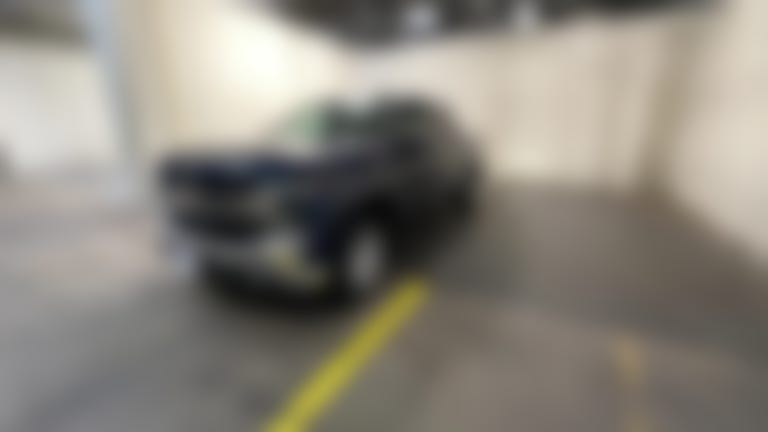 2020 Chevrolet Silverado 1500 Crew Cab vehicle photo